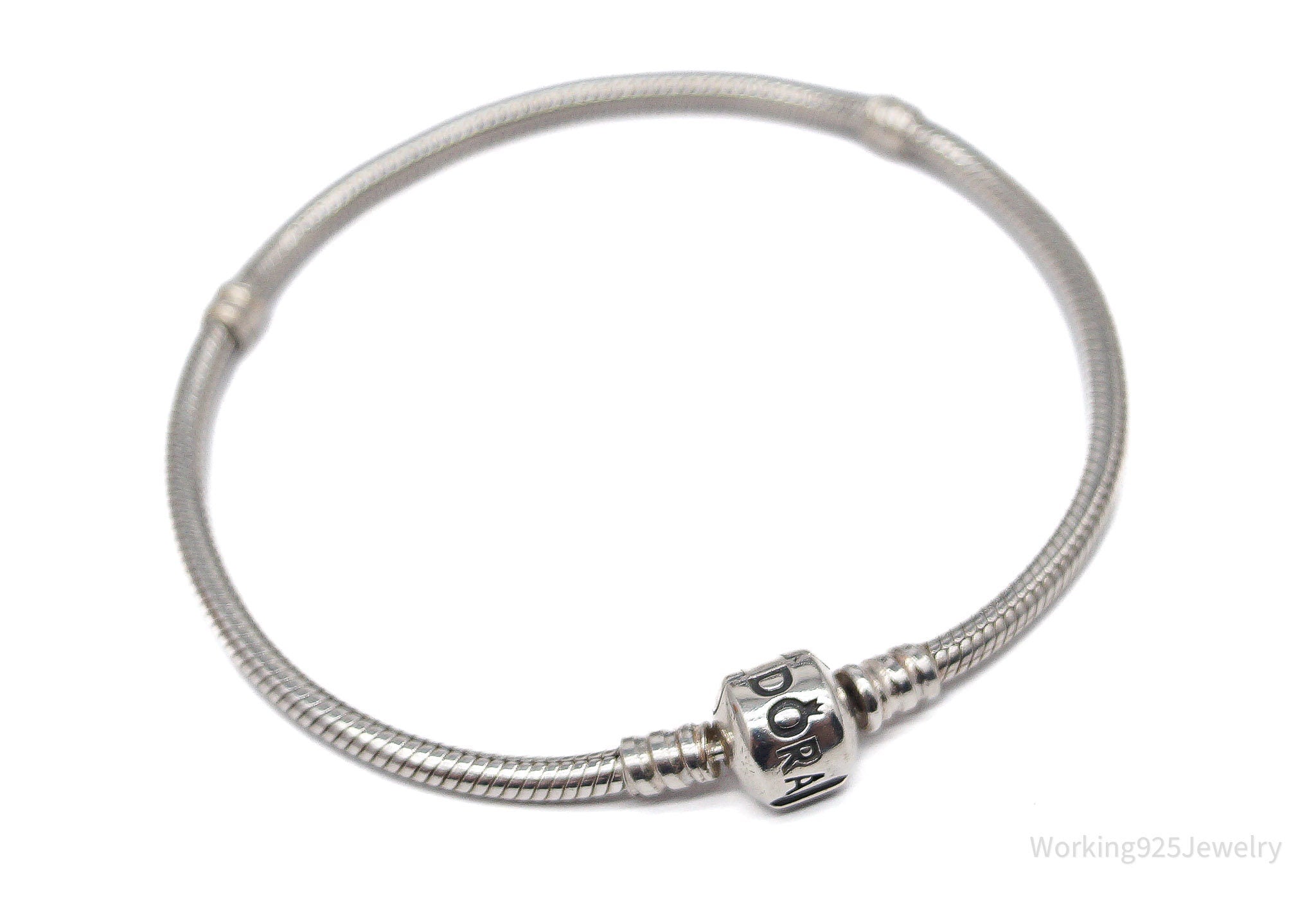 VTG Pandora Iconic Pandora Logo Sterling Silver Clasp Charm Bracelet 8 3/8"