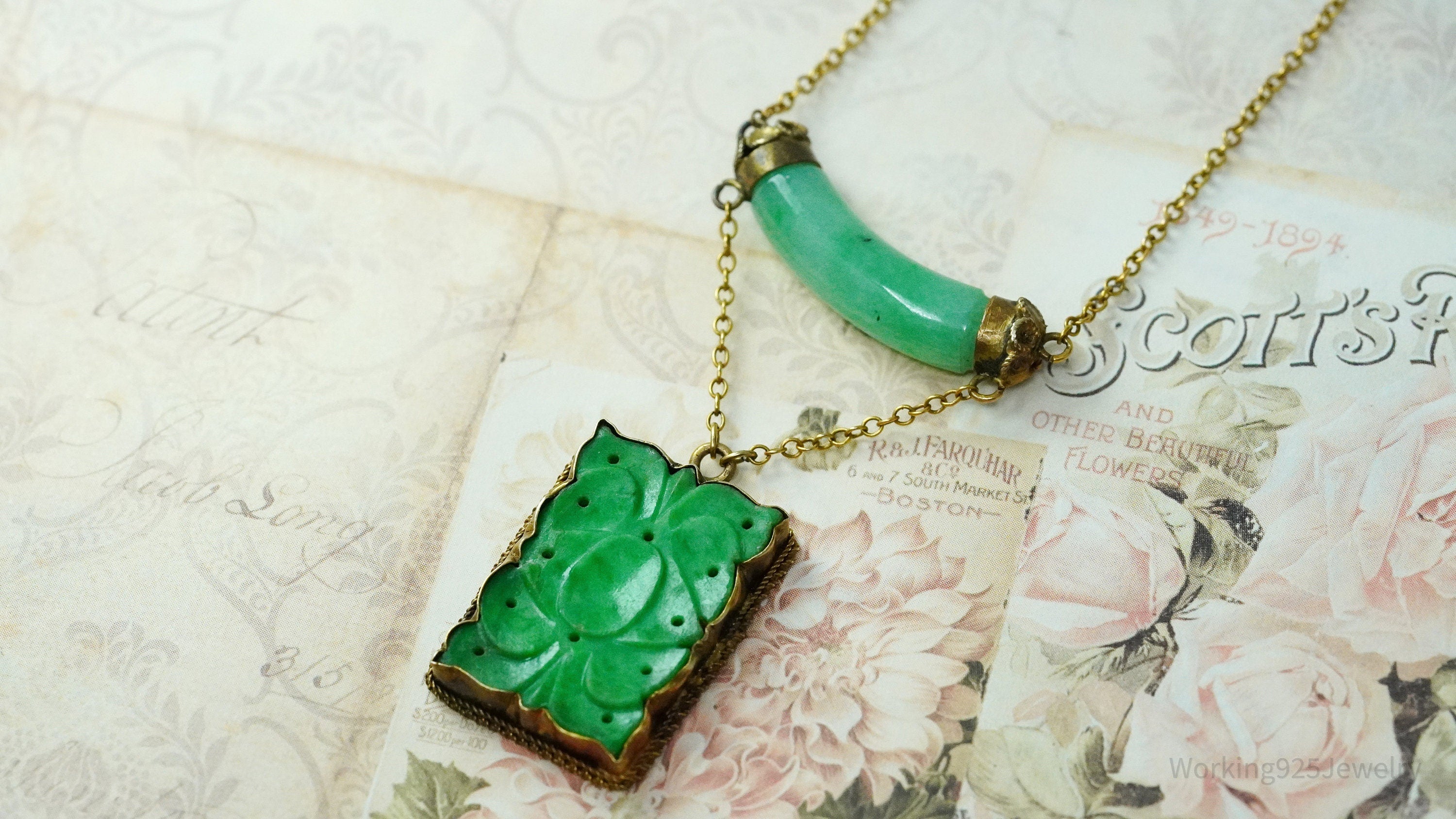 14K Yellow Gold & Carved Jadeite Jade Tablet Necklace 15"