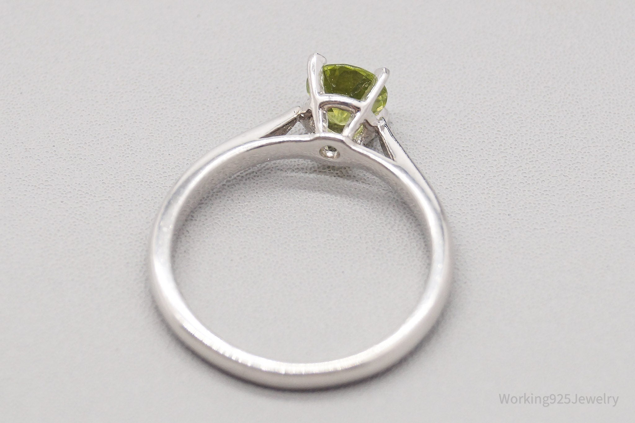 Vintage Peridot Sterling Silver Ring - Size 6.75