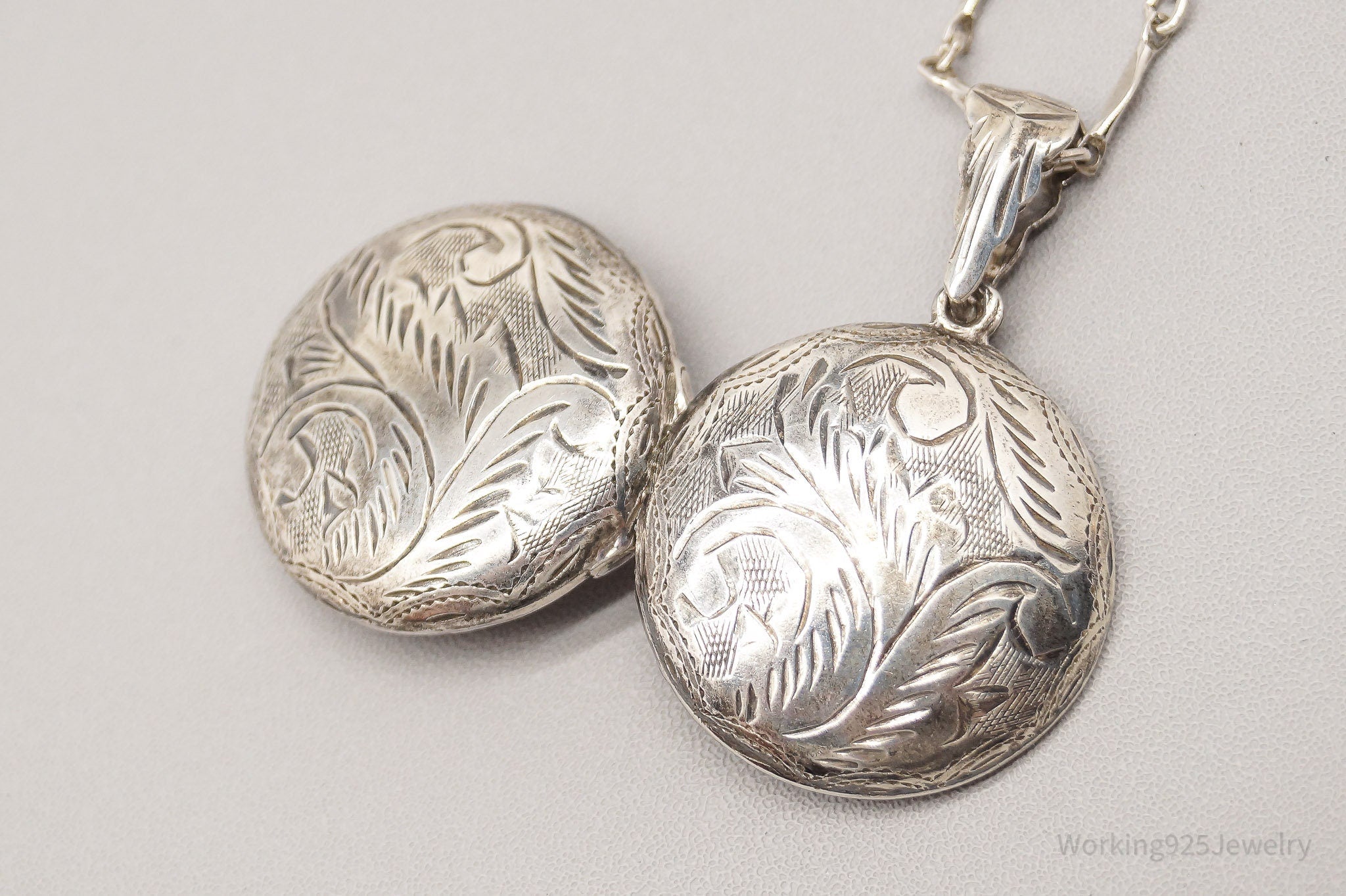 Vintage Floral Etched Sterling Silver Locket Necklace 22"