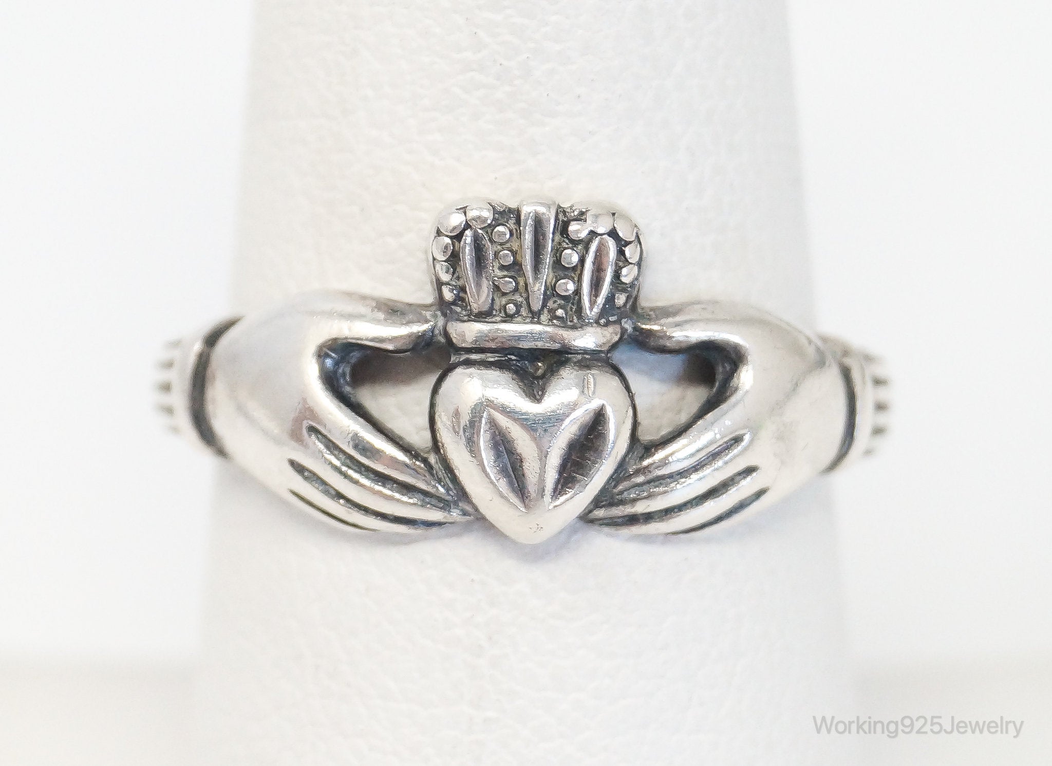 Vintage Designer WMCo Claddagh Irish Heart Sterling Silver Ring Size 8