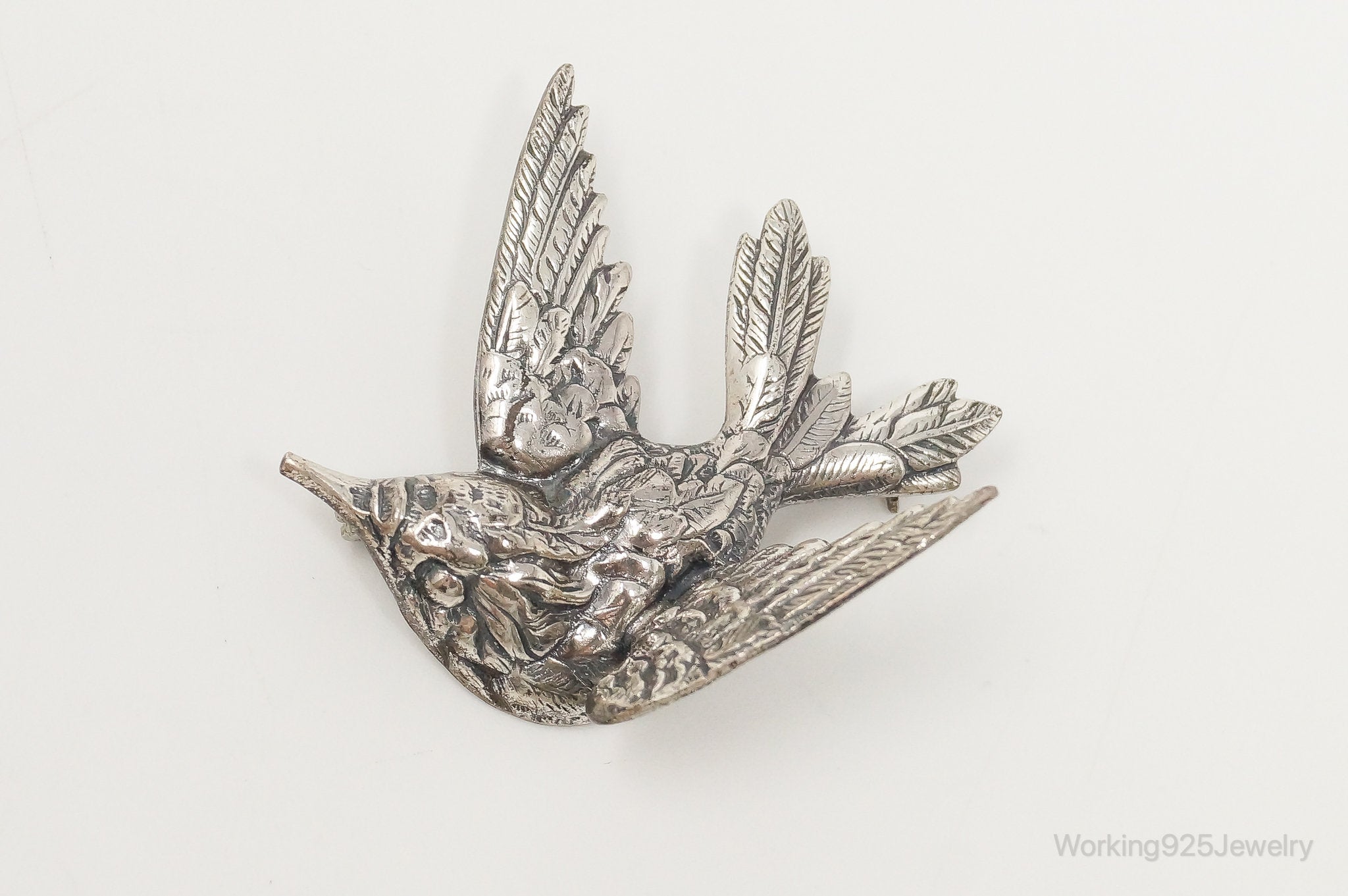 Selling Hummingbird brooch in reticulated silver