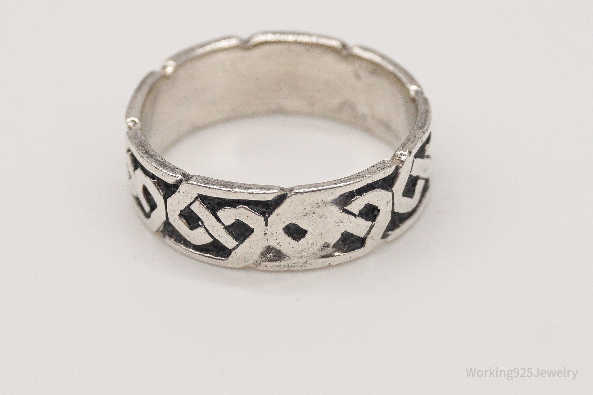 Vintage Celtic Sterling Silver Band Ring - Size 9.5