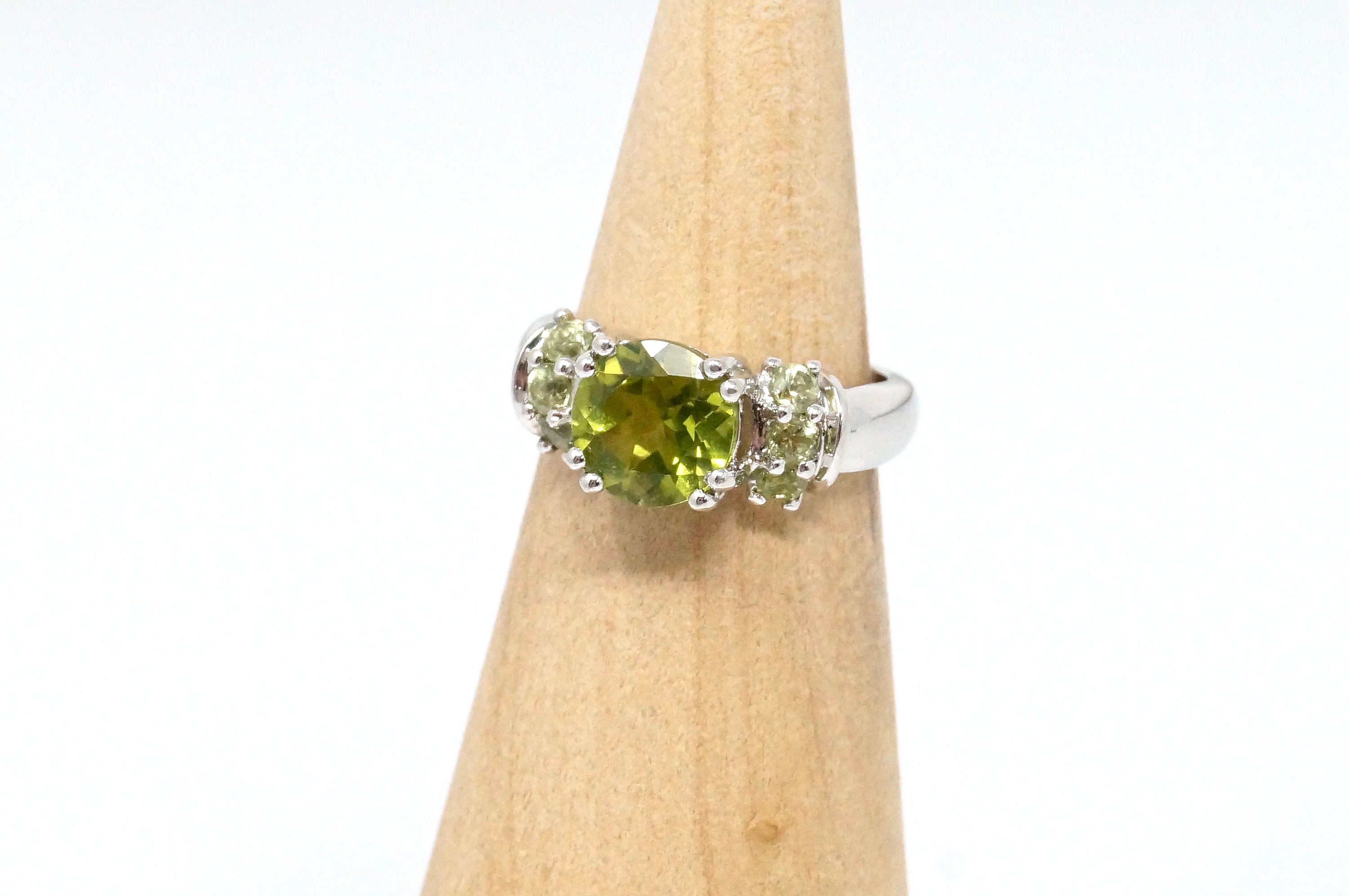 Vintage Art Deco Style Designer Large Green Peridot Sterling Silver Ring Size 5