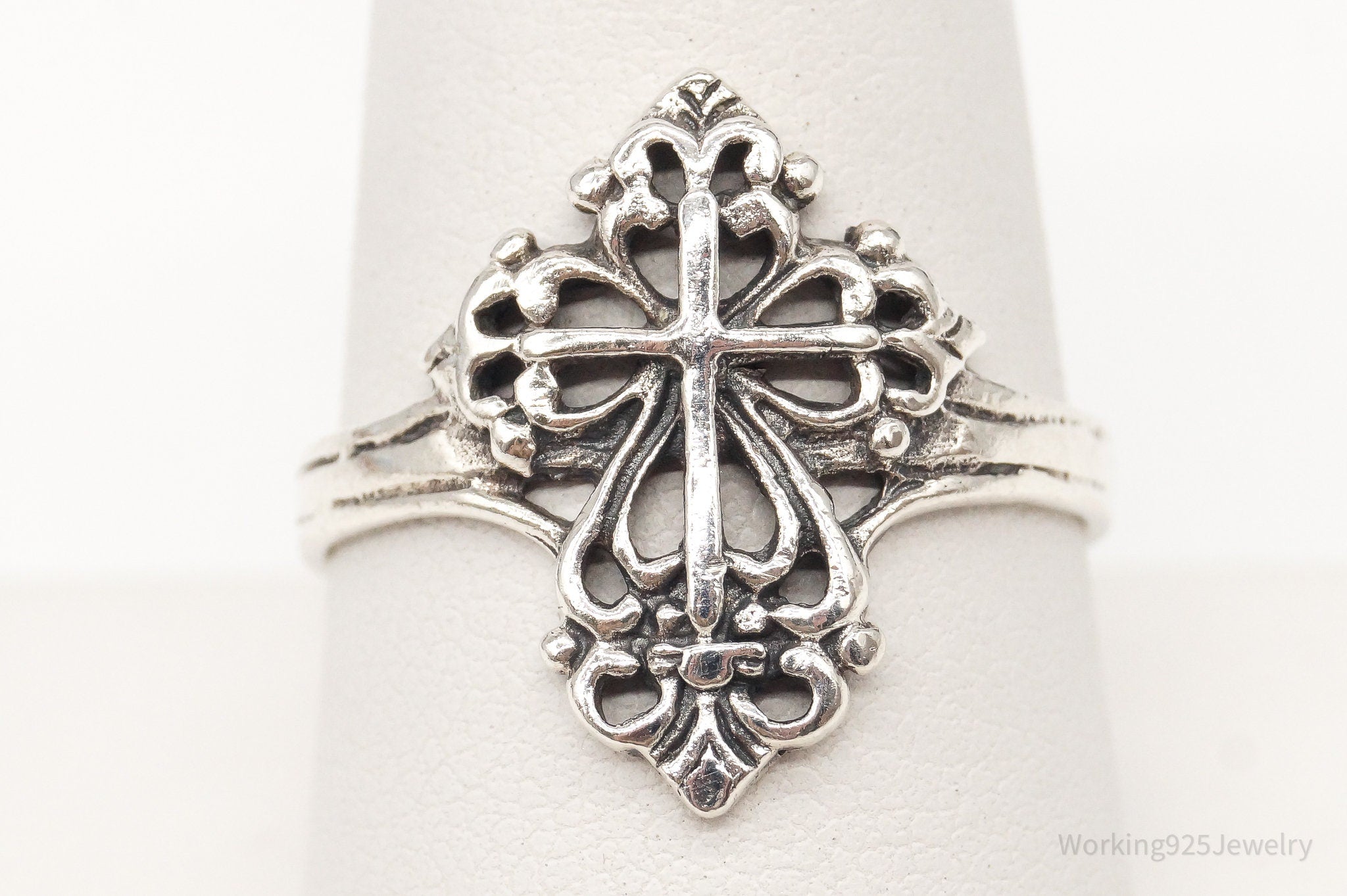 Vintage Cross Sterling Silver Ring - Size 9