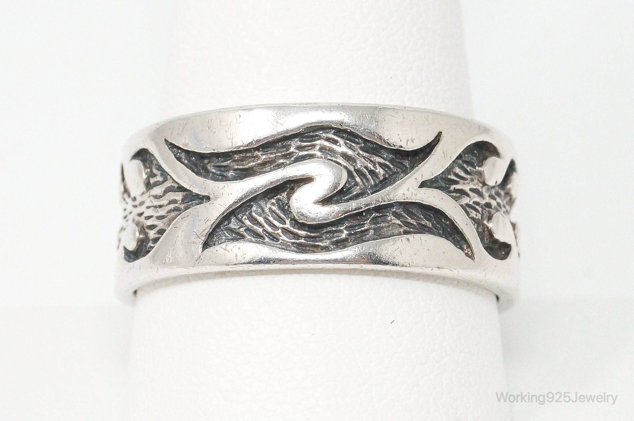 Vintage Fire Tribal Design Sterling Silver Band Ring - Size 11.75