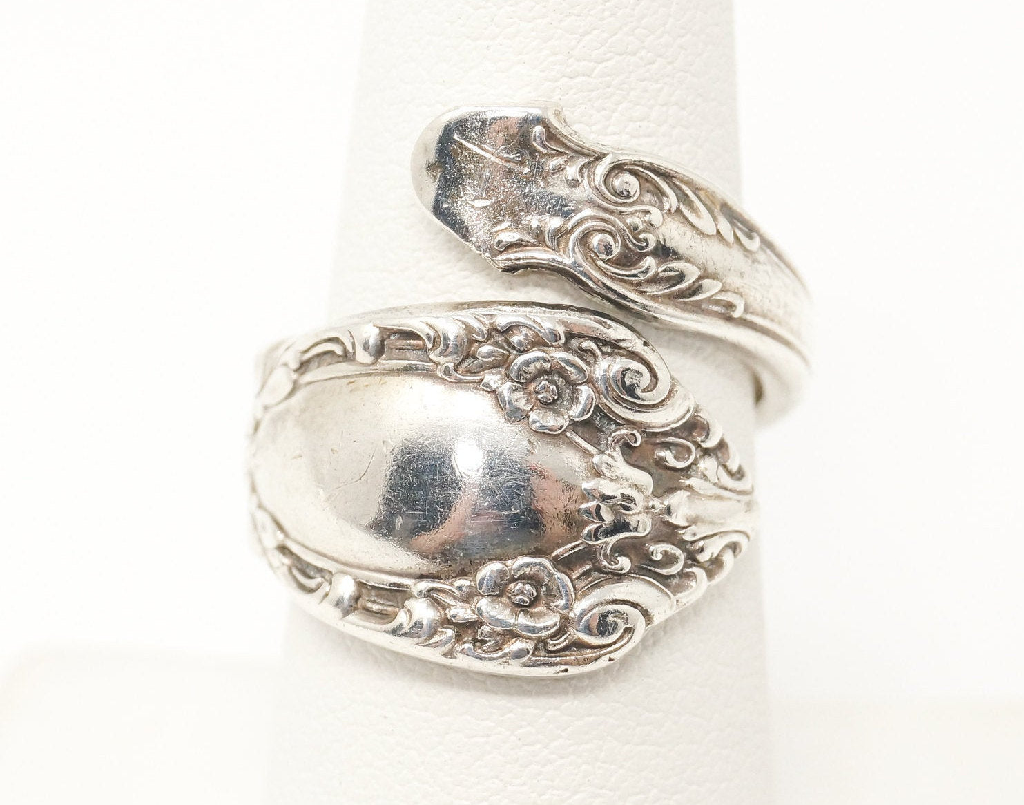 ATQ Alvin Prince Eugene Repousse Spoon Wrap Sterling Silver Ring - Size 7