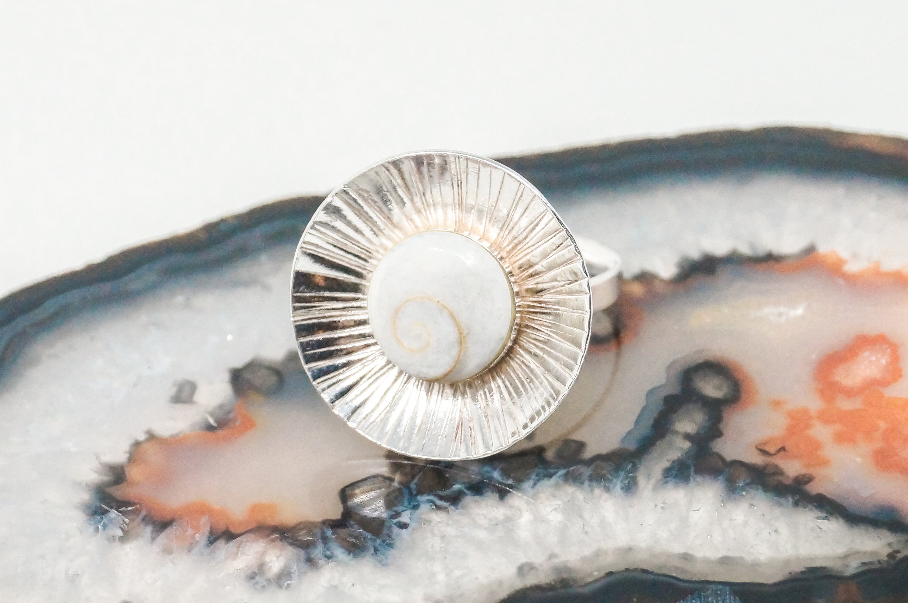 Vintage Fossilized Shell Sterling Silver Adjustable Ring - Sz 7