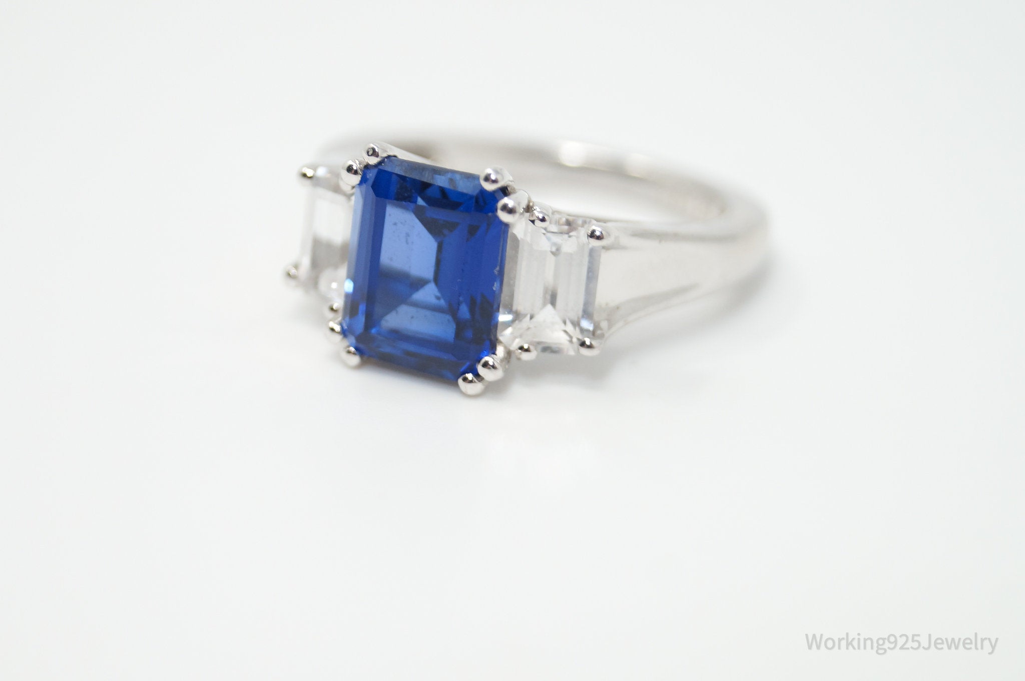 Vintage Designer SAI Blue Glass CZ Sterling Silver Ring - Size 6.5