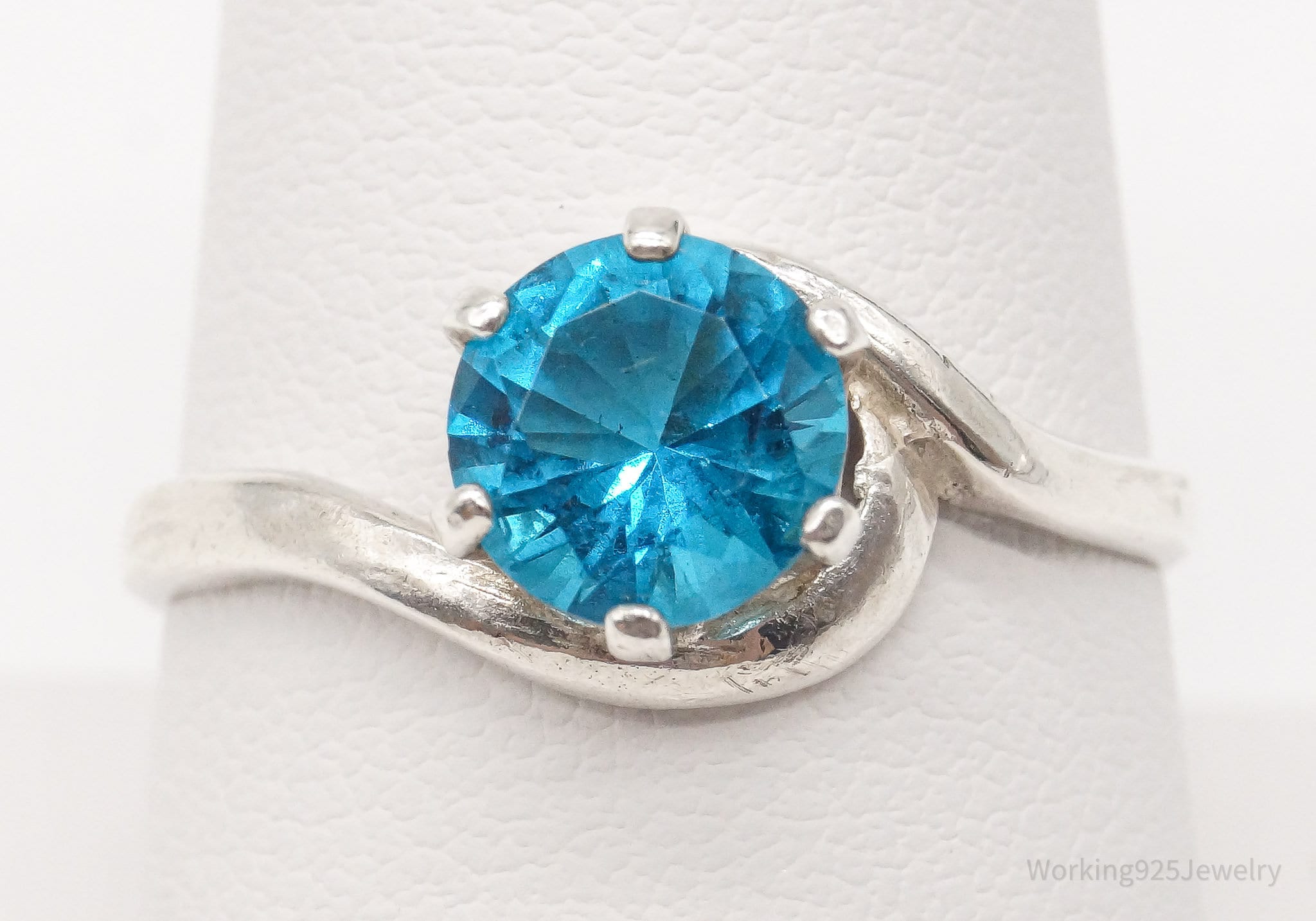 Vintage Blue Topaz Sterling Silver Ring - Size 9