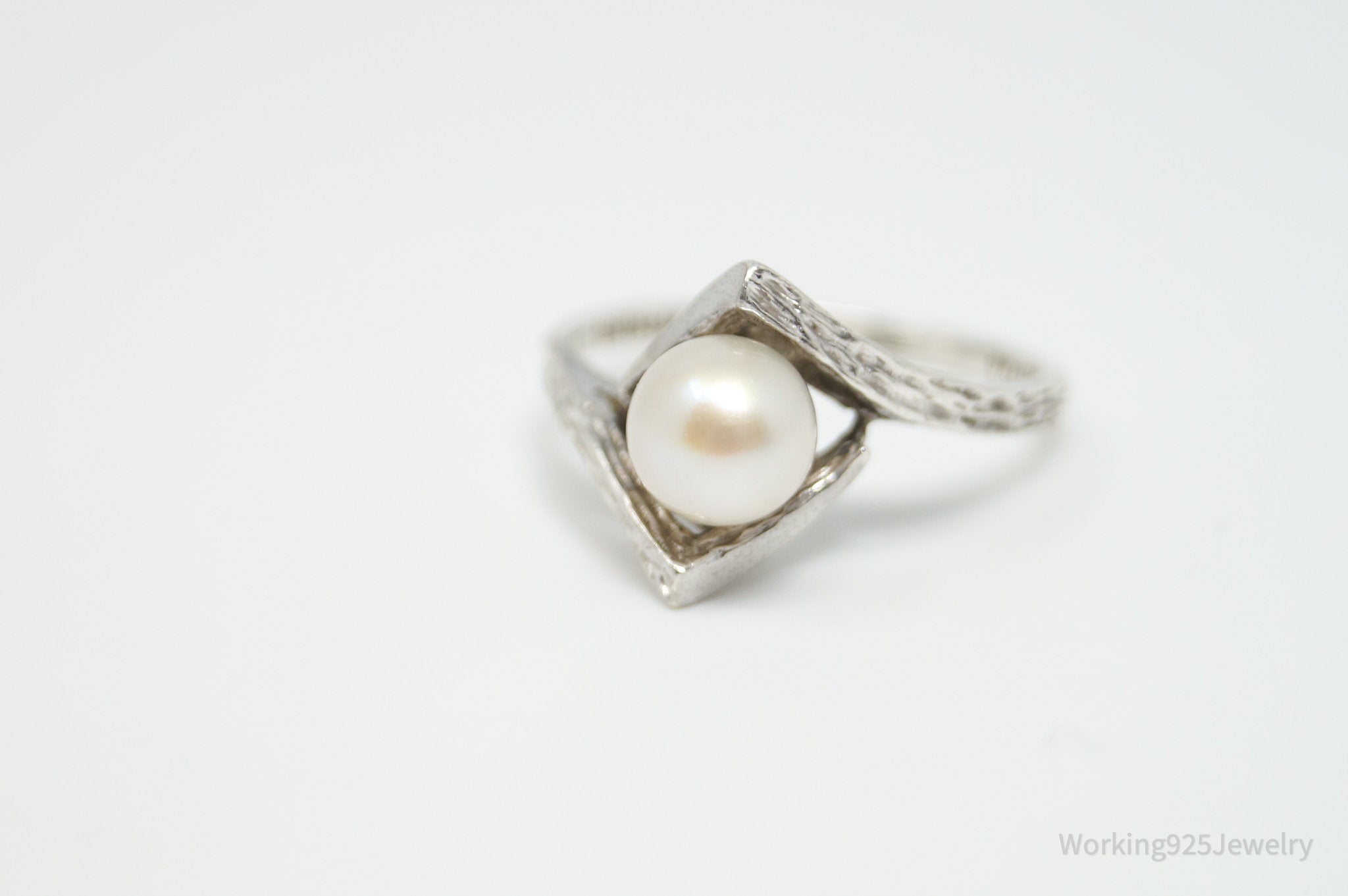 Vintage Designer Urata Art Deco Faux Pearl Sterling Silver Ring - Size 6.25