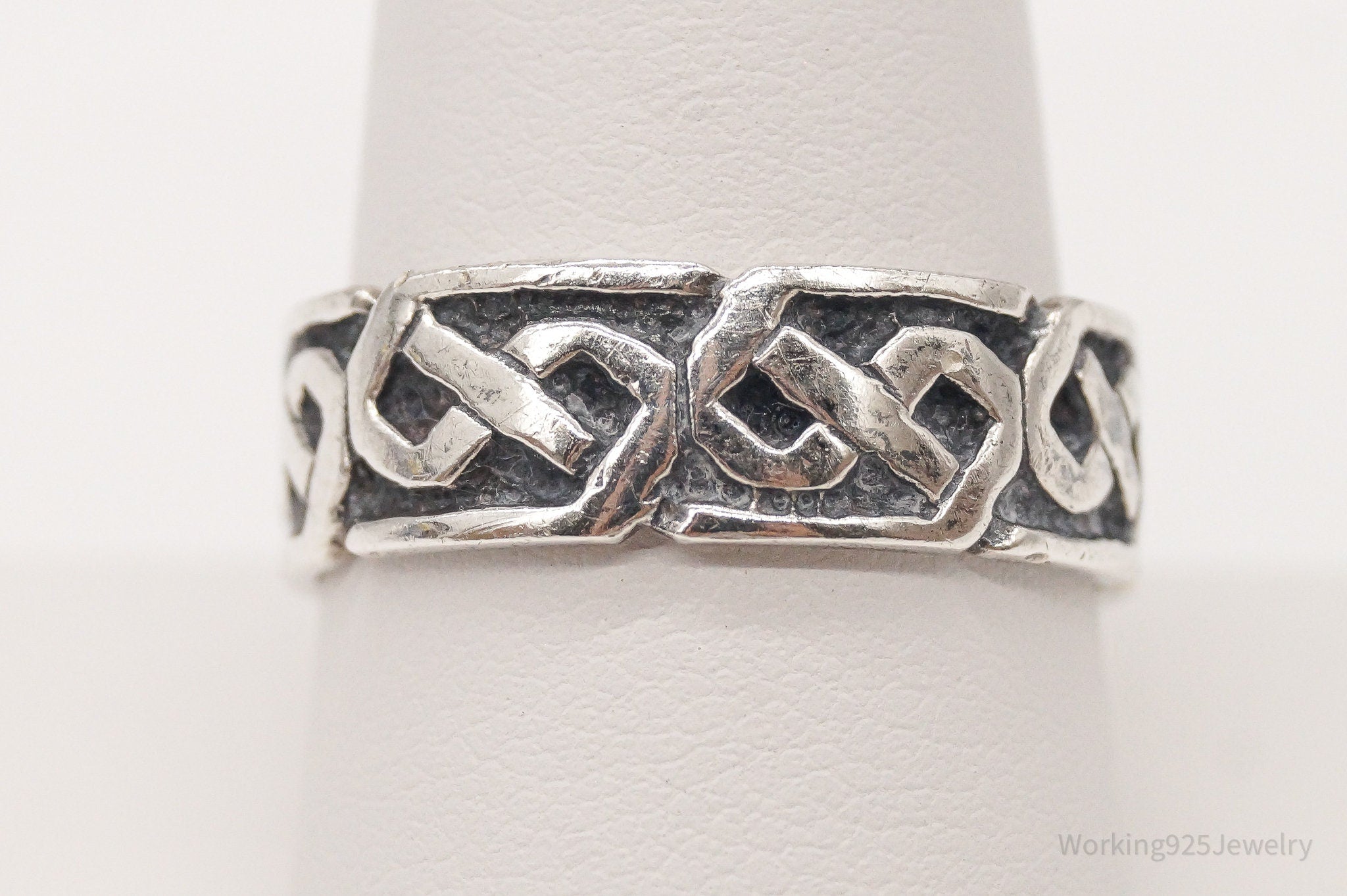 Vintage Celtic Sterling Silver Band Ring - Size 9.5