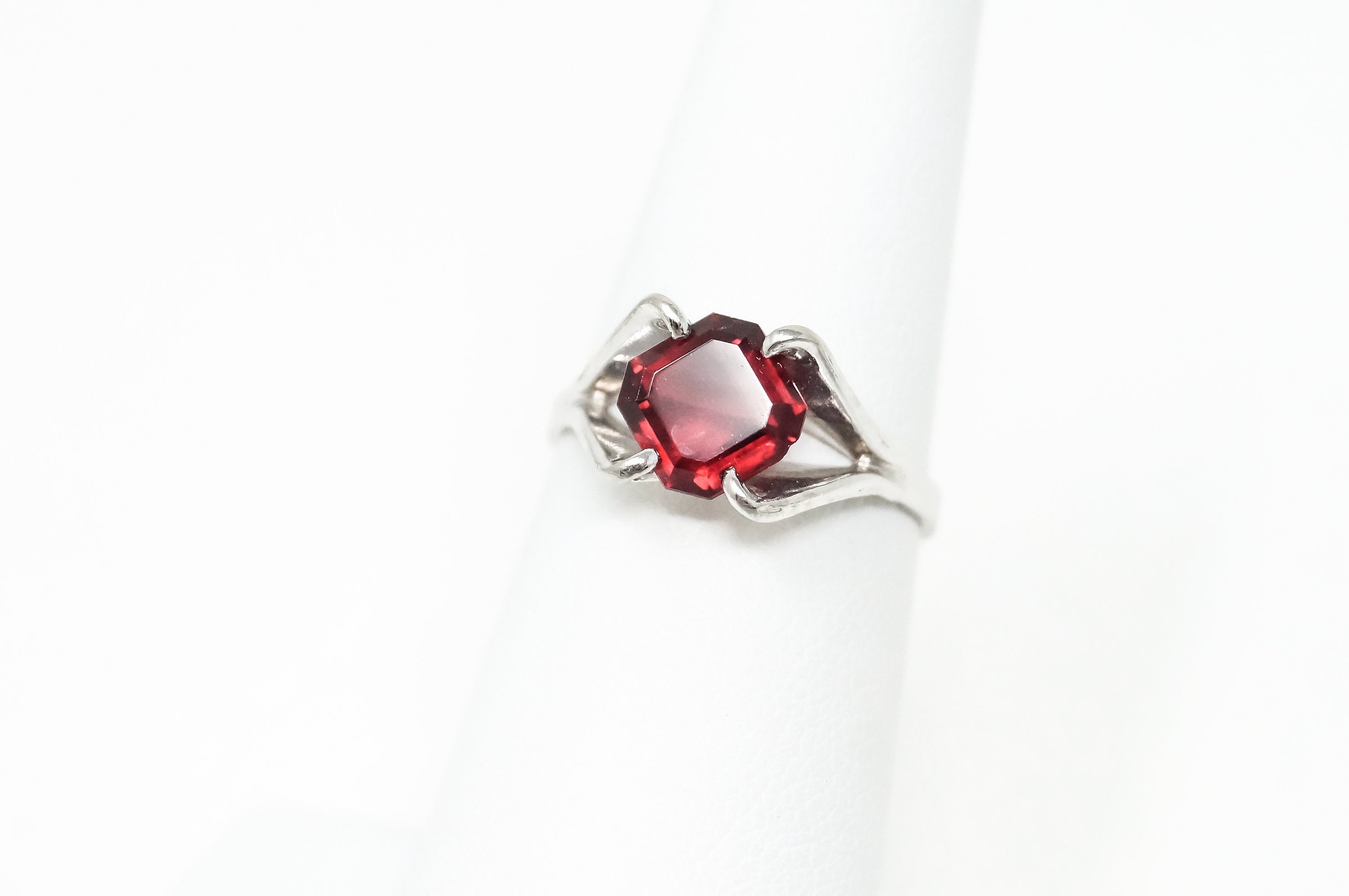 Vintage Designer Joseph Esposito Espo Red Glass Sterling Silver Ring Size 5.75