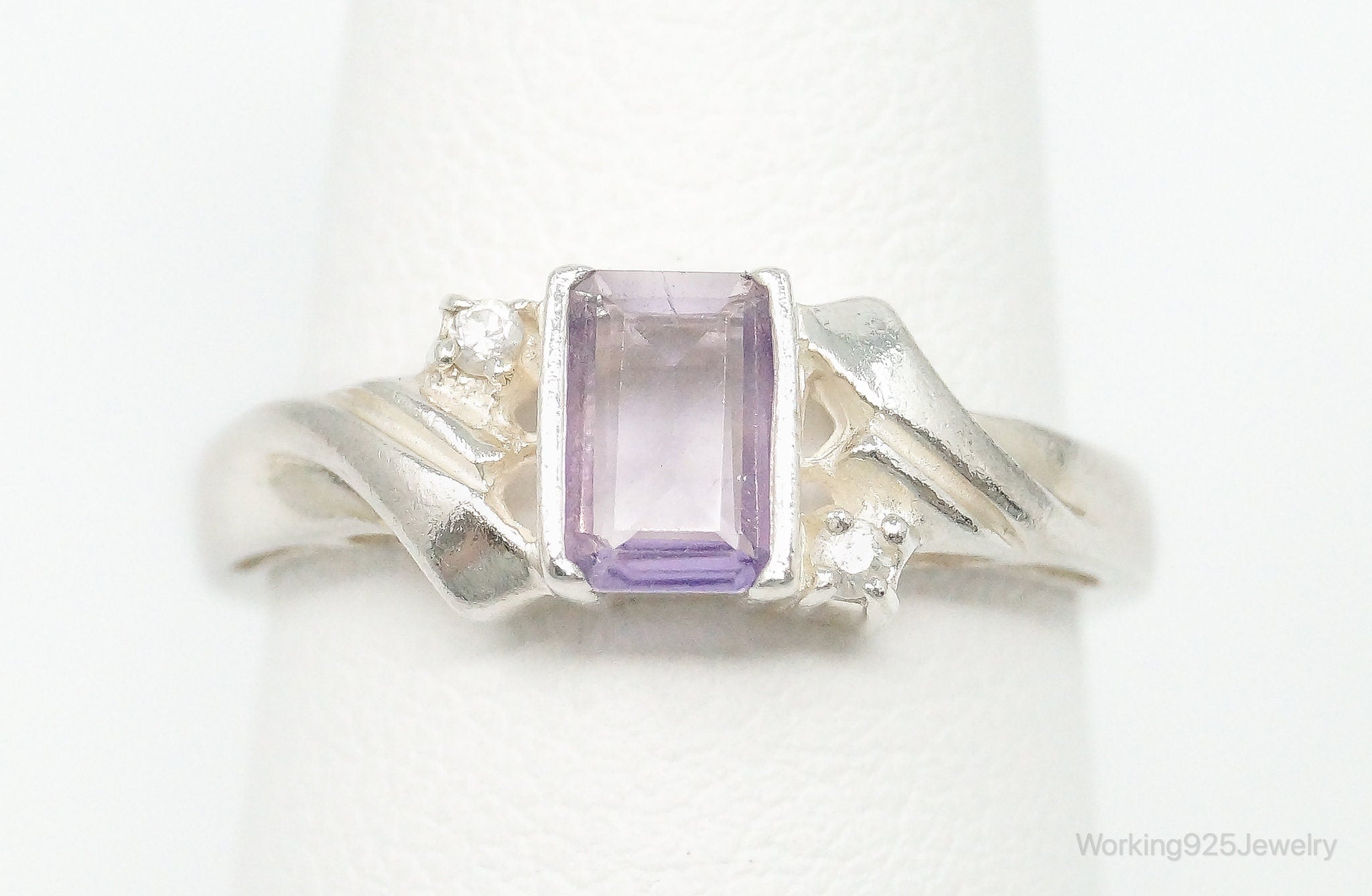 Vintage Avon Amethyst Cubic Zirconia Sterling Silver Band Ring - Size 6