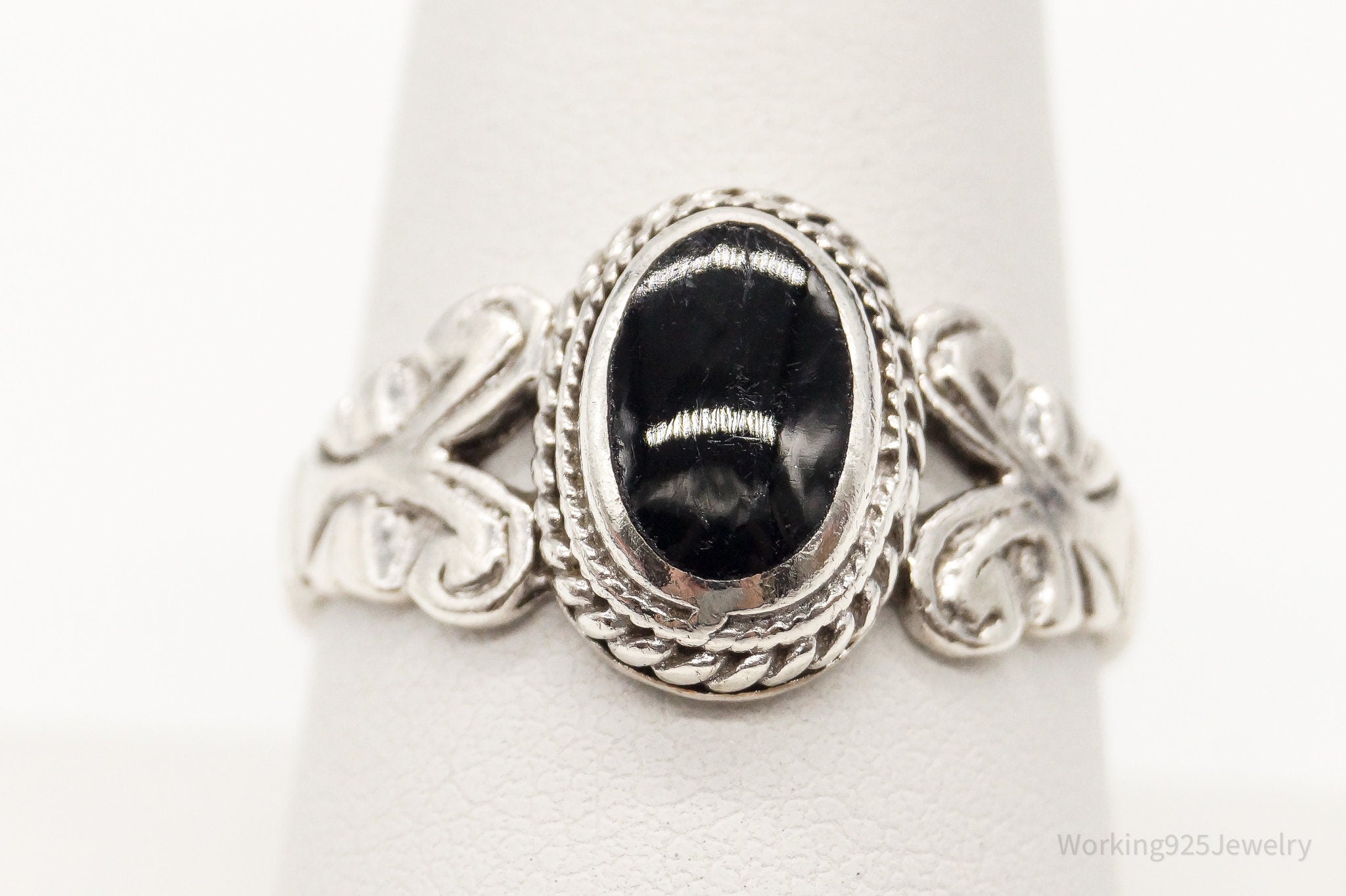 Vintage Black Onyx Sterling Silver Ring - Size 9