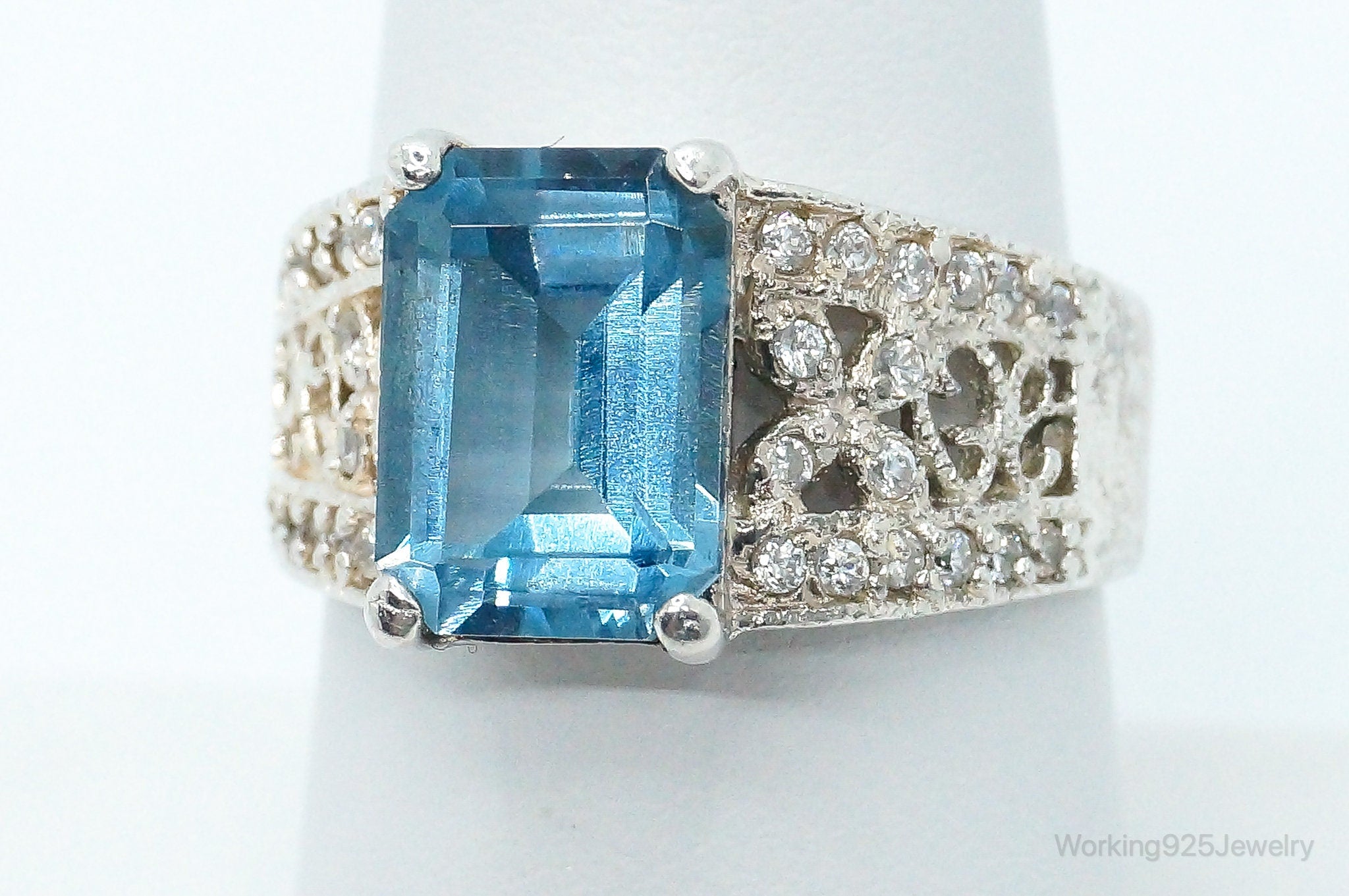 Vintage Blue Topaz Cubic Zirconia Sterling Silver Ring - Size 8.25