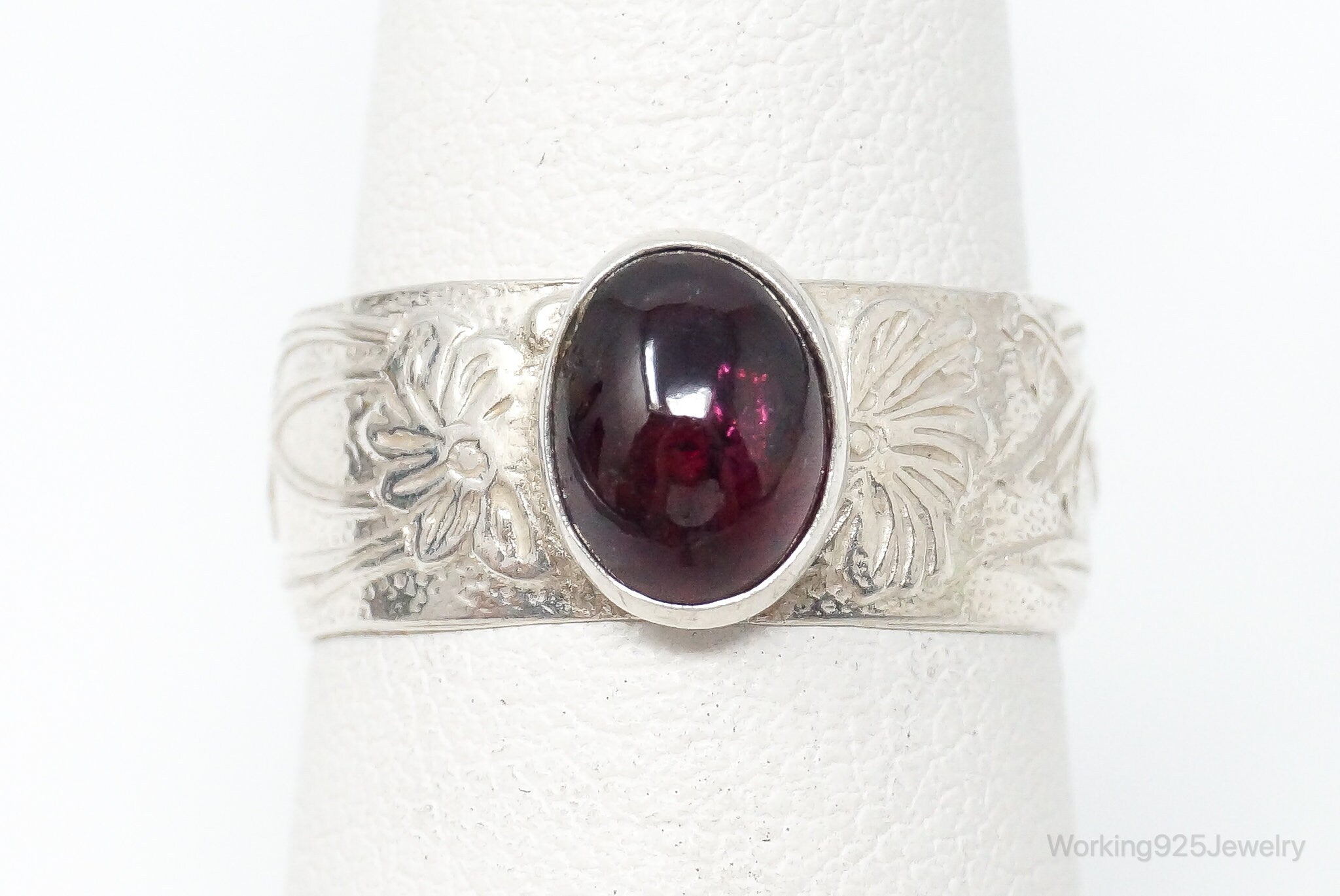 Vintage Designer SAUCY Garnet Ring Sterling Silver - Size 6.5