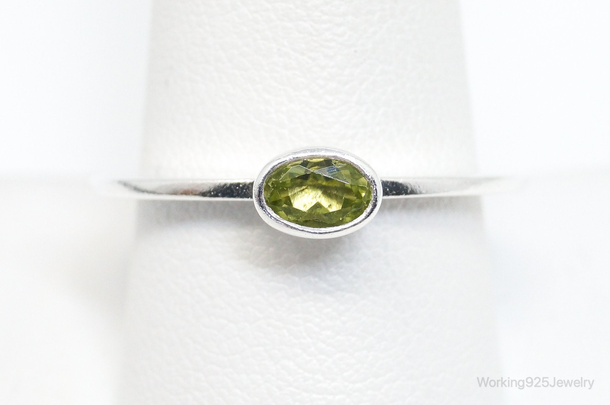 Vintage Green Peridot Sterling Silver Stacker Stackable Ring - SZ 9.5