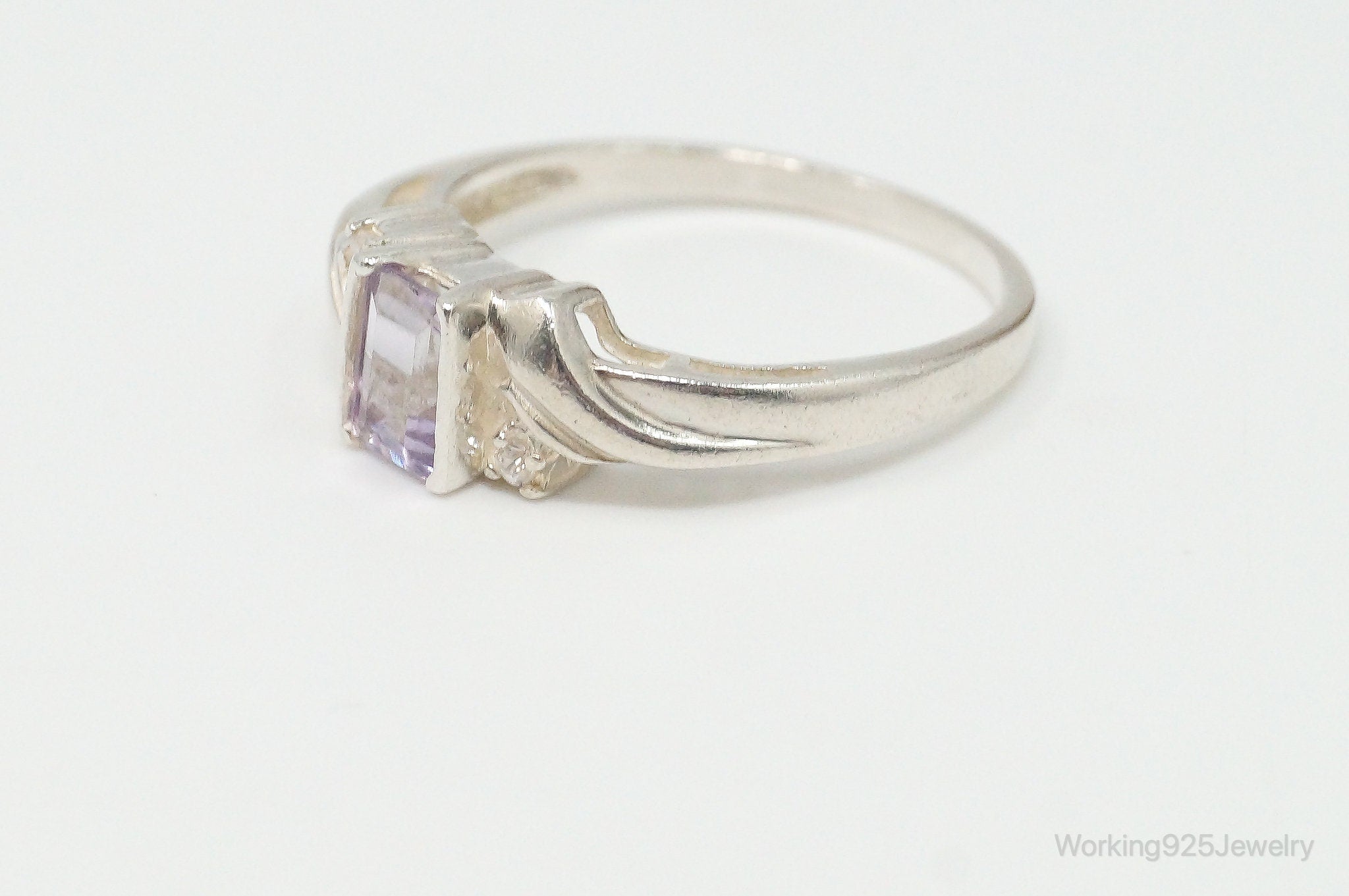 Vintage Avon Amethyst Cubic Zirconia Sterling Silver Band Ring - Size 8