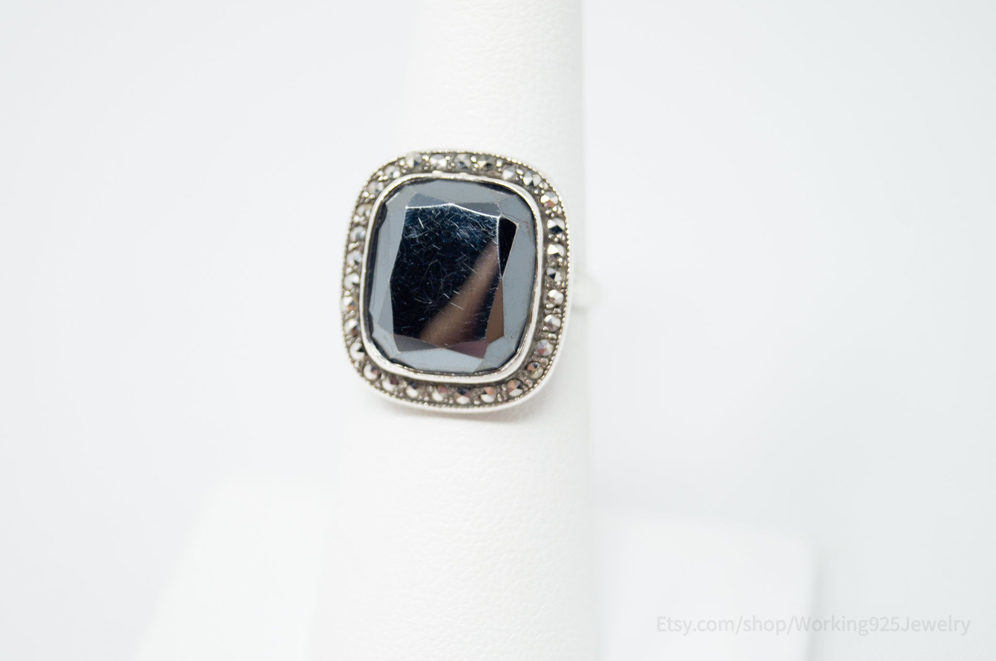 Antique Designer Uncas MFG CO Hematite Marcasite Sterling Silver Ring - Size 5.5