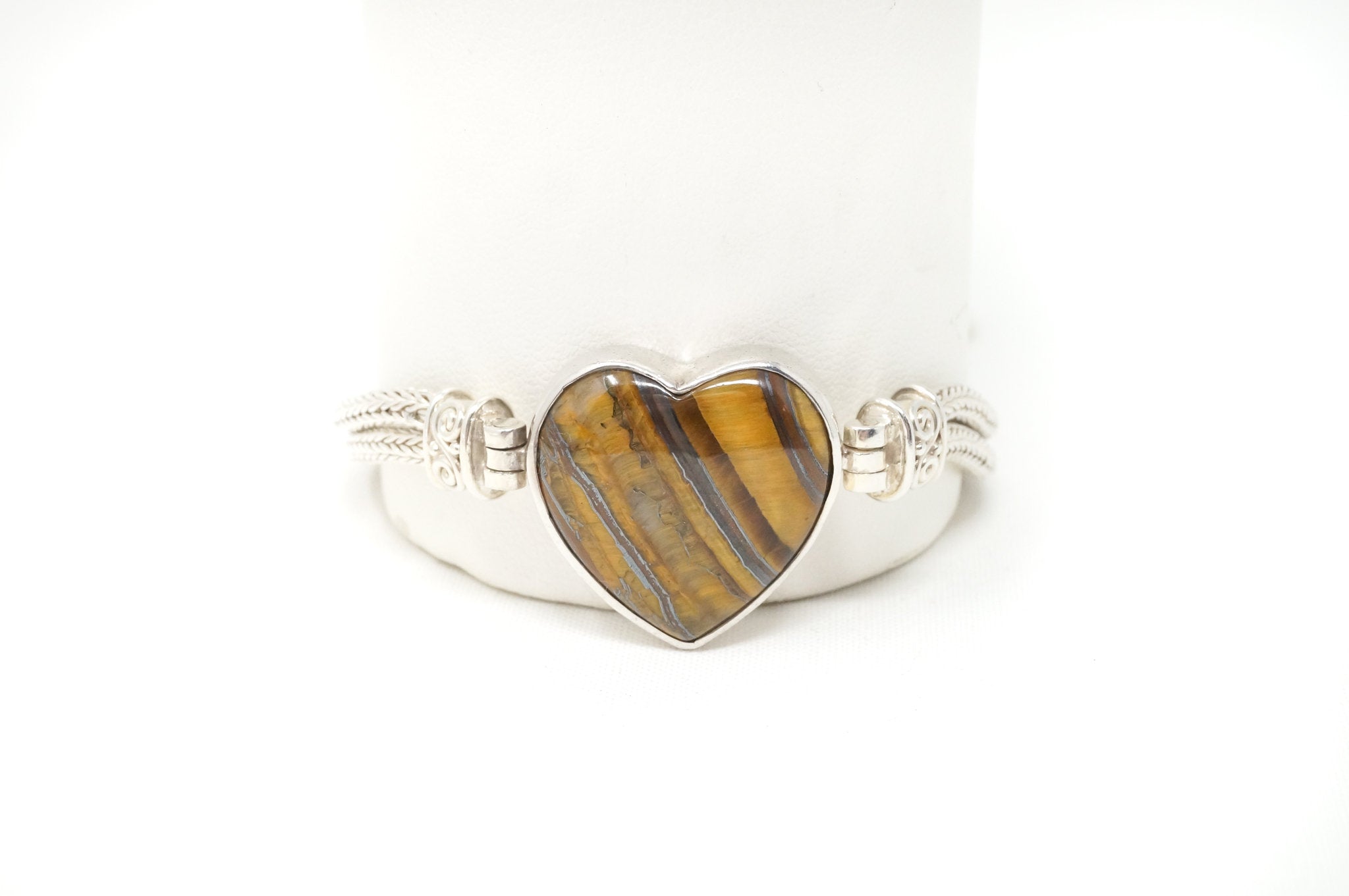 Vintage Designer Sajen Tigers Eye Heart Snake Chain Sterling Silver Bracelet