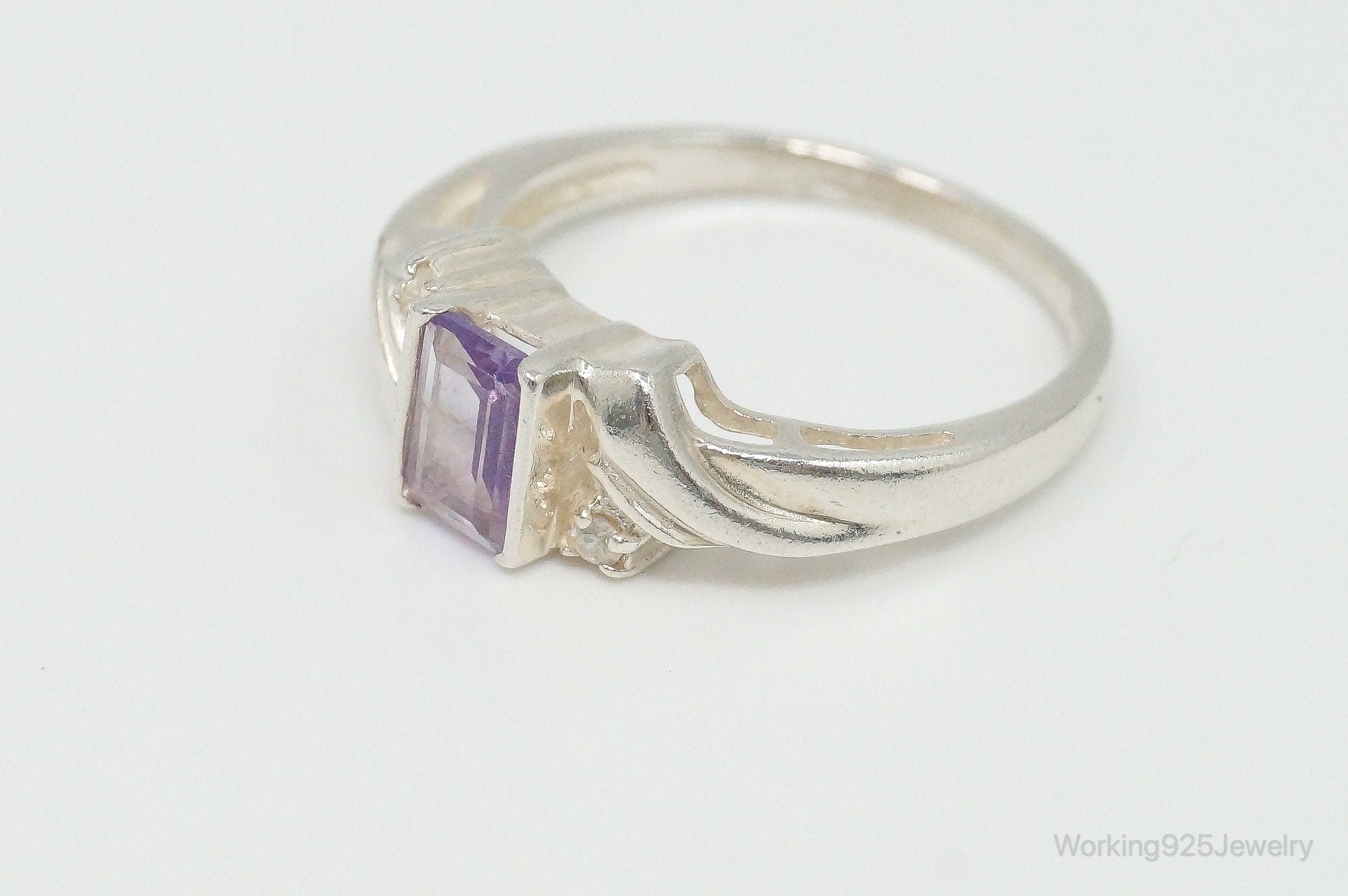 Vintage Avon Amethyst Cubic Zirconia Sterling Silver Band Ring - Size 6