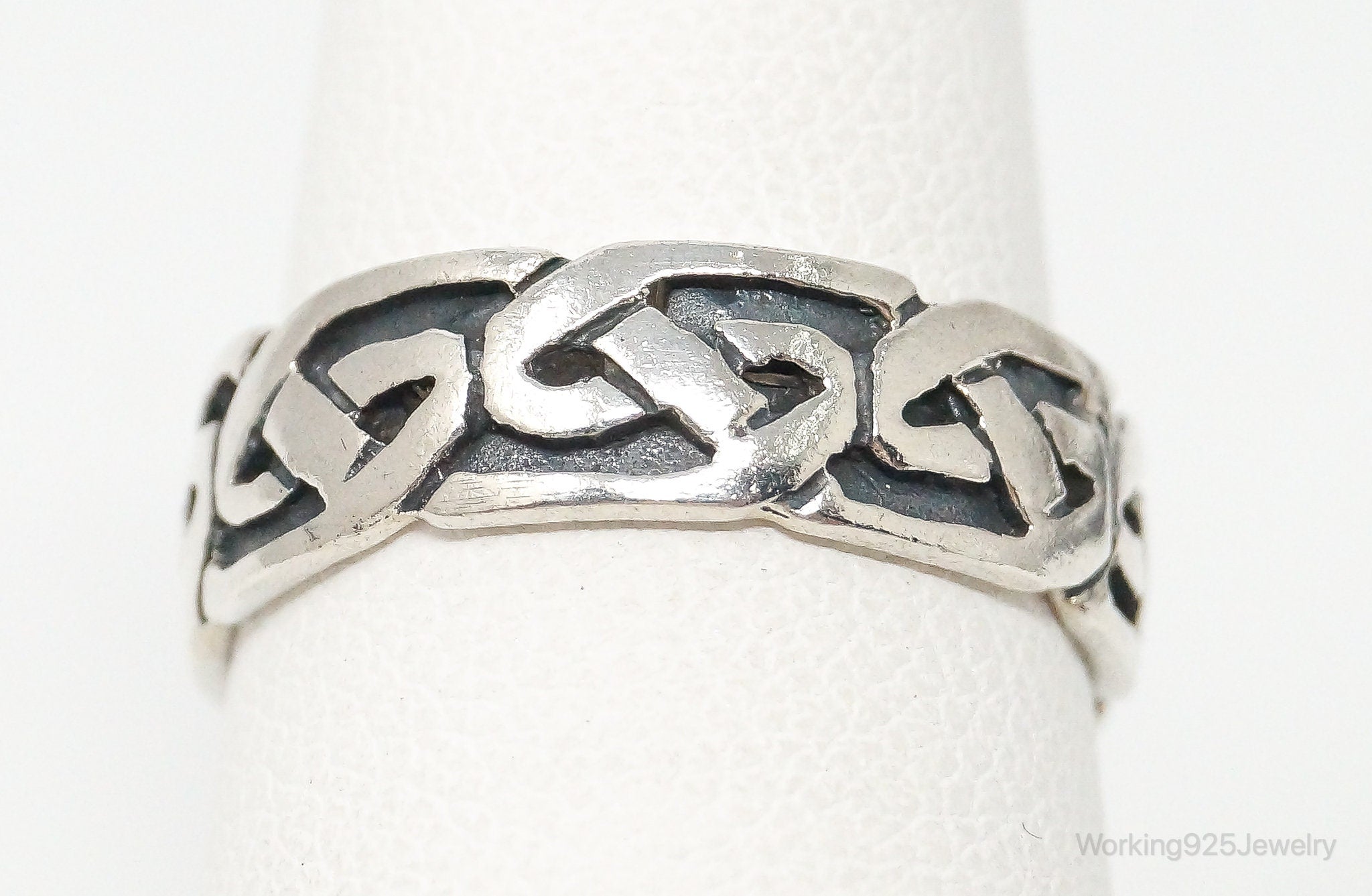 Vintage Celtic Knot Design Sterling Silver Band Ring - Size 5.5