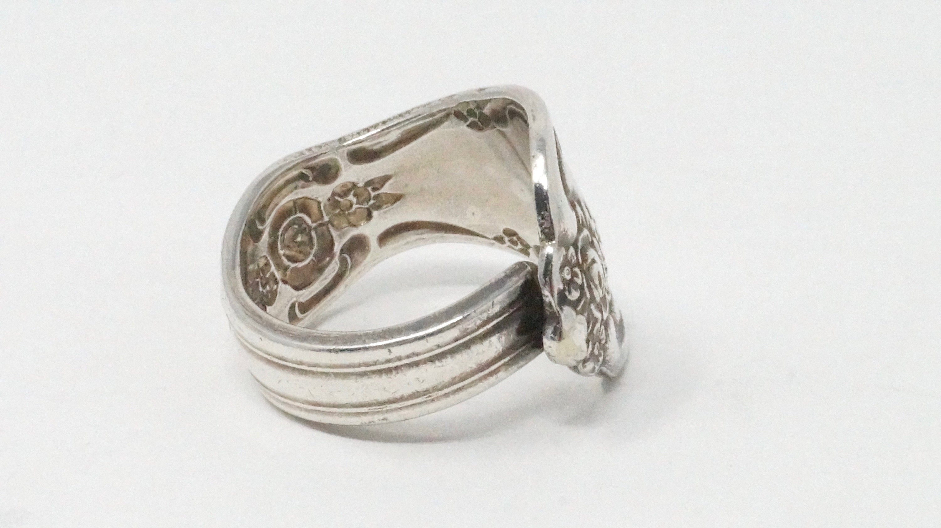 Antique Motif Art Nouveau Flower Sterling Silver Spoon Wrap Ring - Size 6