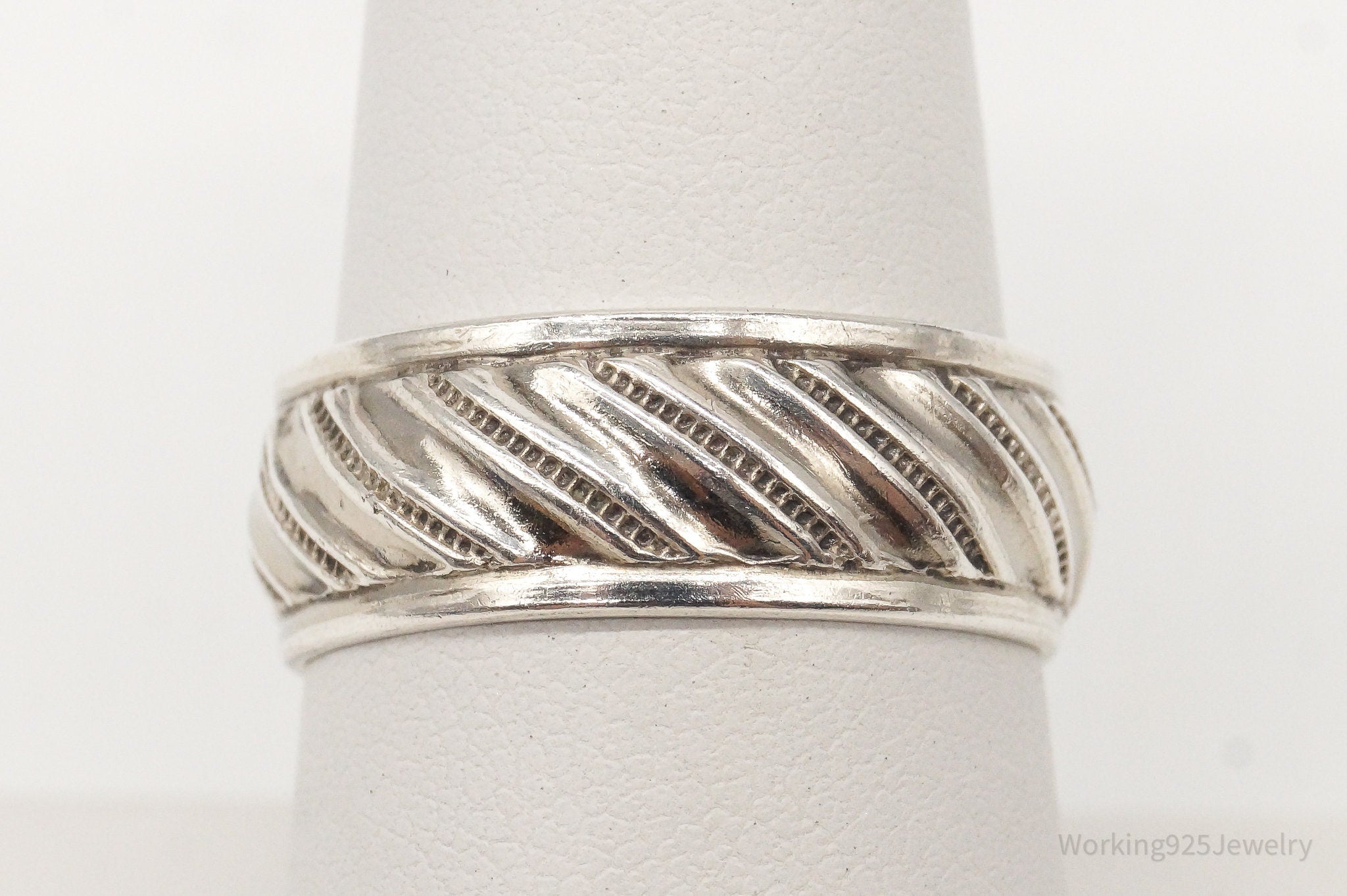 Antique Designer Uncas MFG Co Sterling Silver Band Ring - Size 8.5