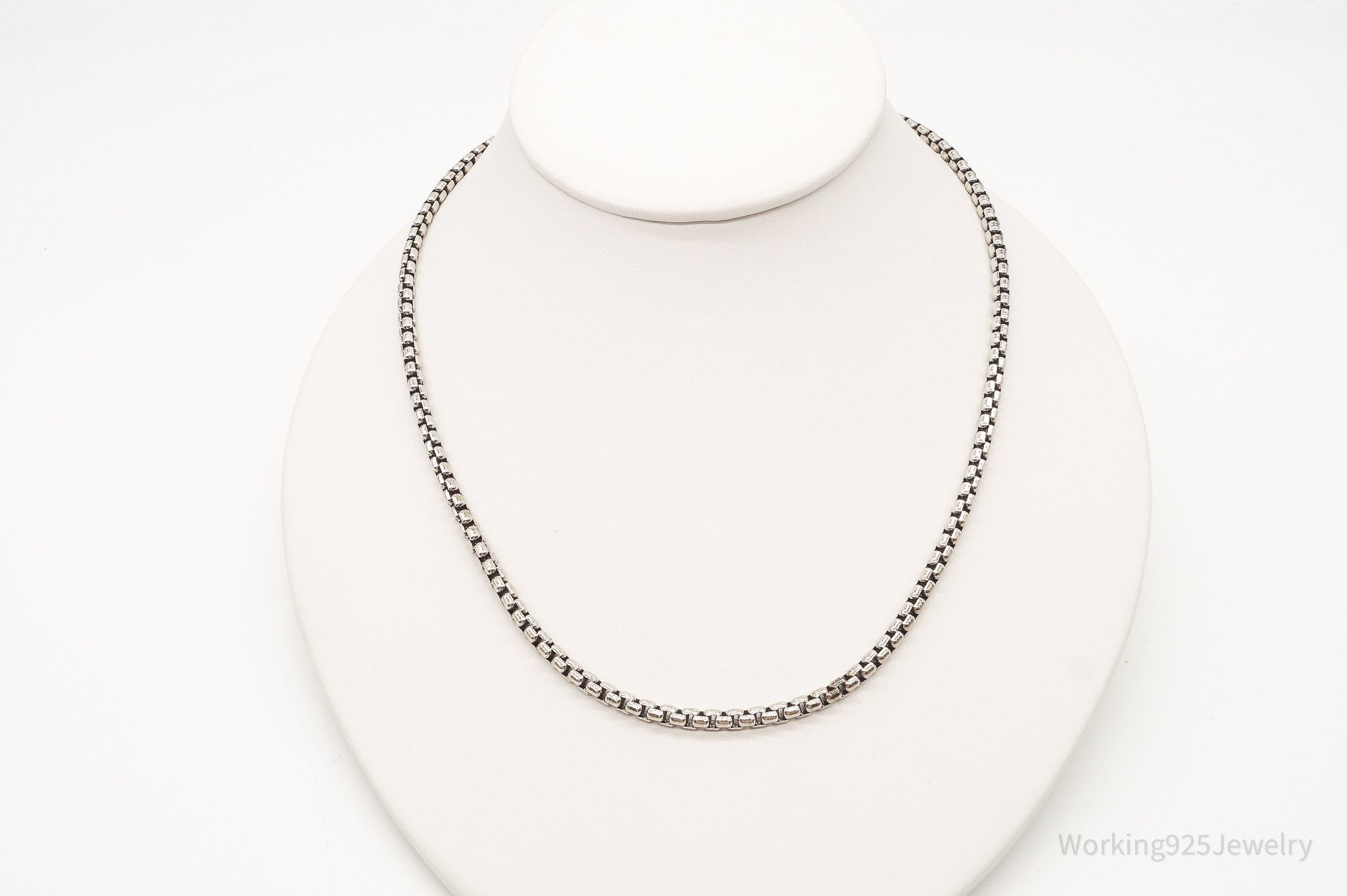 Vintage High Fashion Sterling Silver Puffy Box Chain Link Necklace