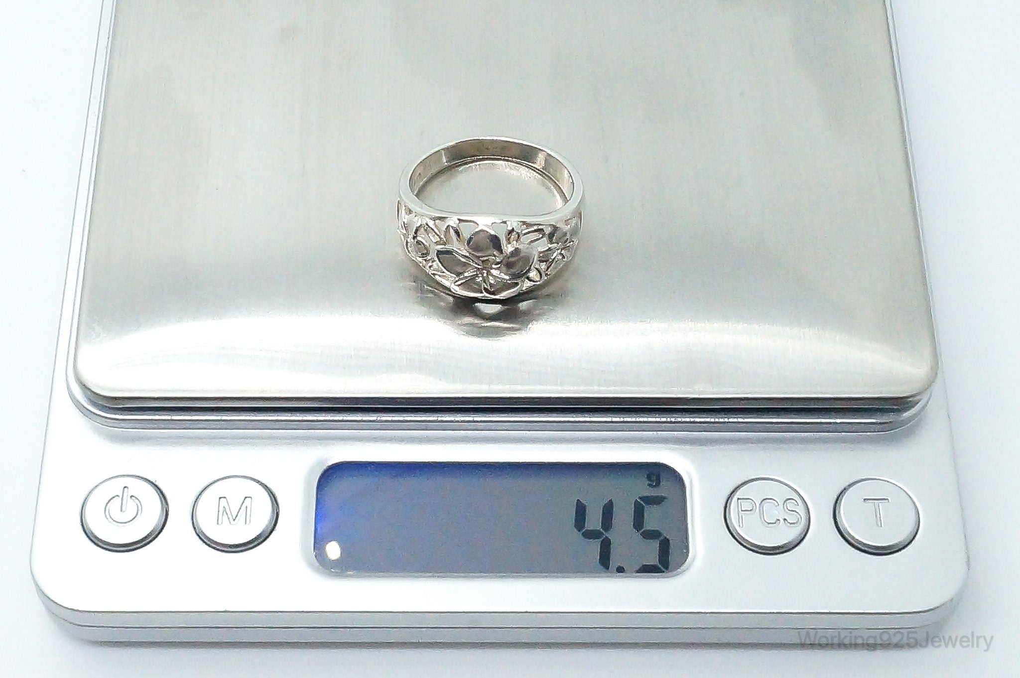 Vintage Flowers Cut Out Sterling Silver Ring - Size 8.75