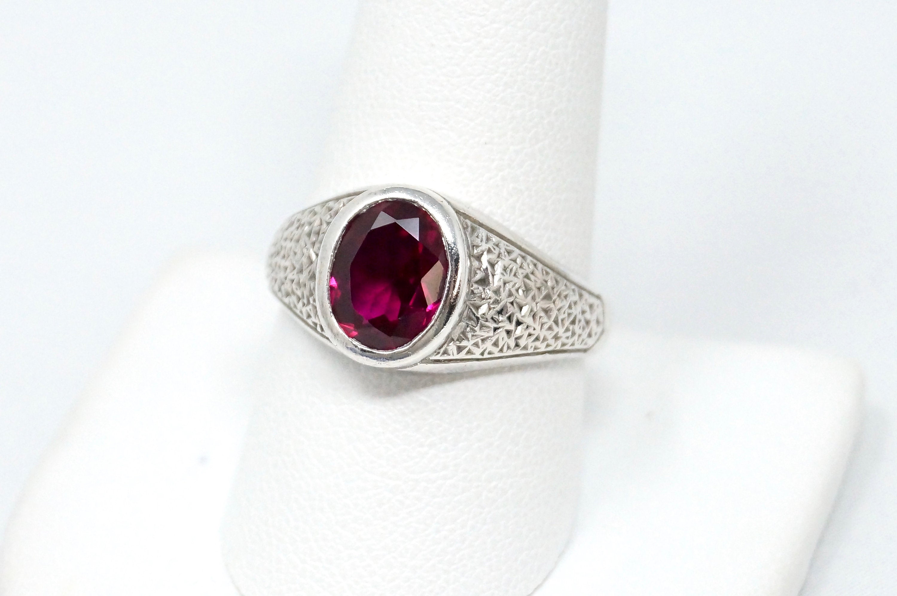 Vintage Designer CMC Large Red Lab Ruby Sterling Silver Ring - Size 10