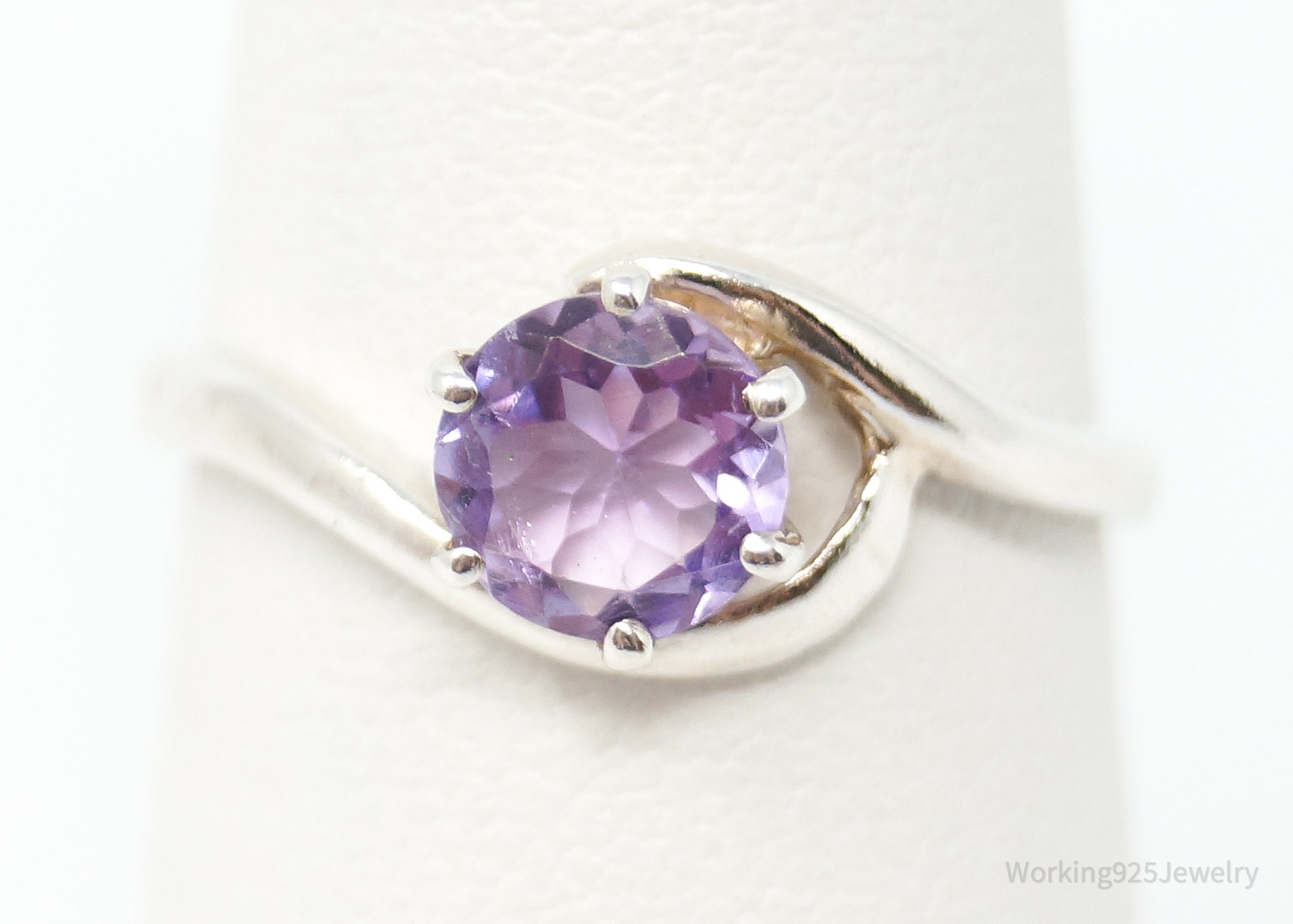 Vintage Amethyst Sterling Silver Ring - Sz 6.25