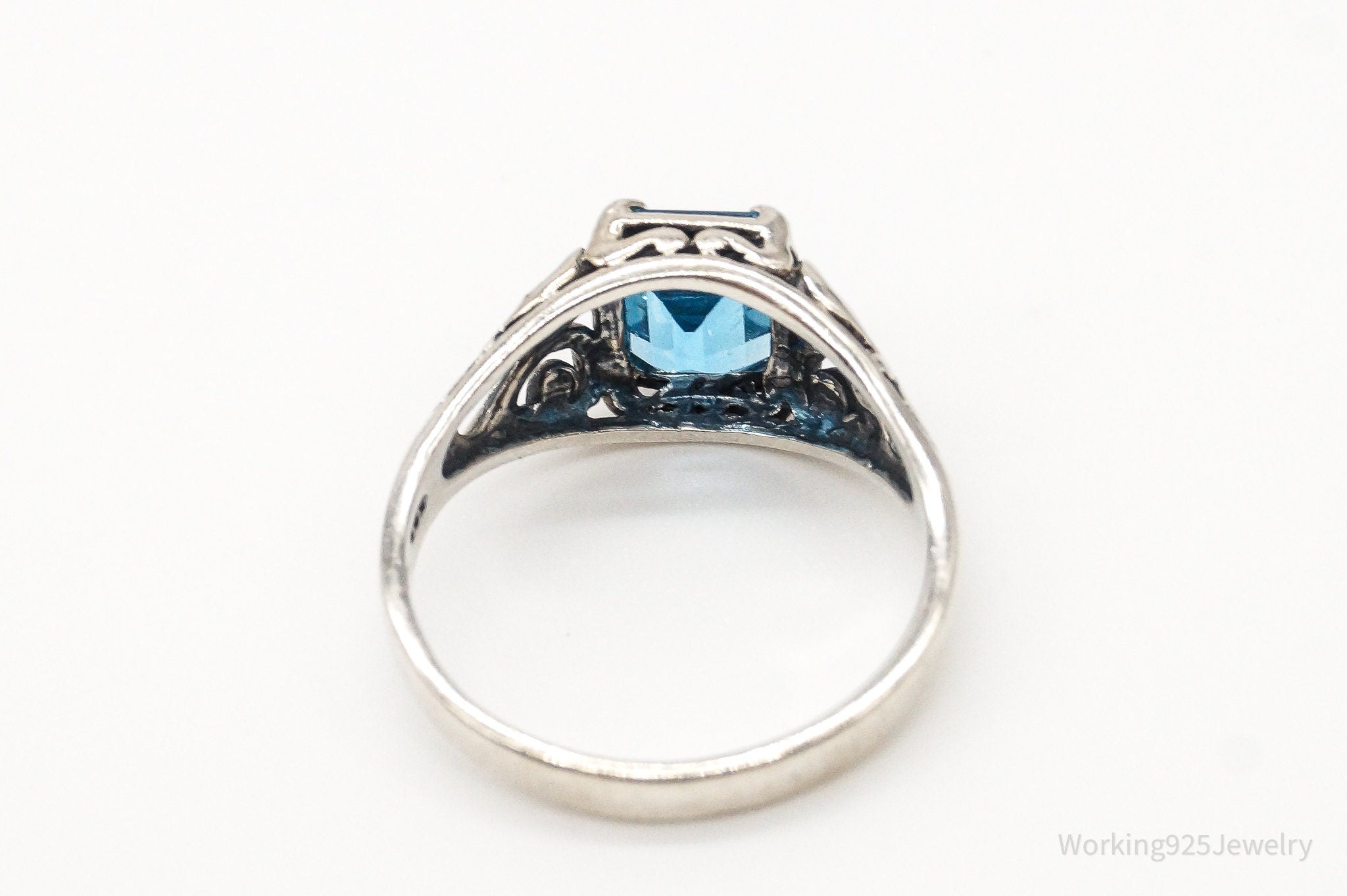 Designer Kabana Blue Topaz Sterling Silver Ring - Size 8