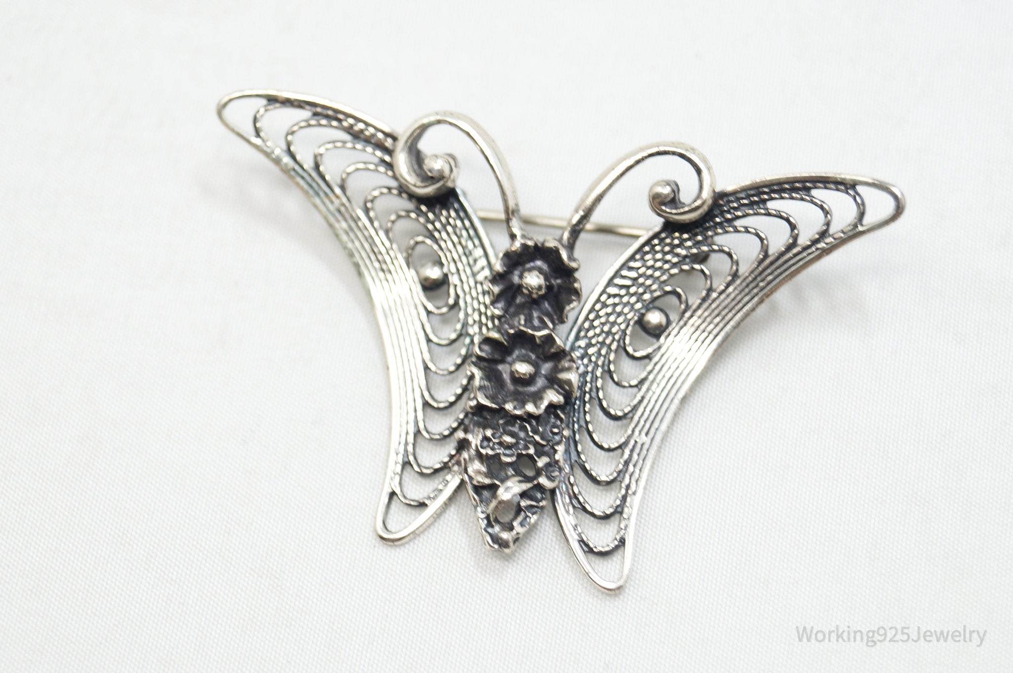 Vintage Designer Beau Filigree Butterfly Modern Sterling Silver Brooch Pin