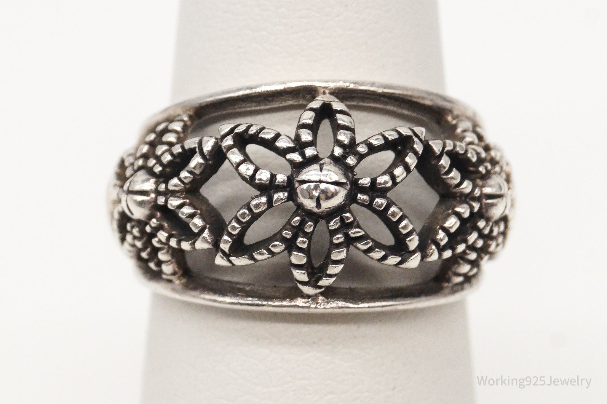 Vintage Flowers Cut Out Sterling Silver Band Ring Size 5.75