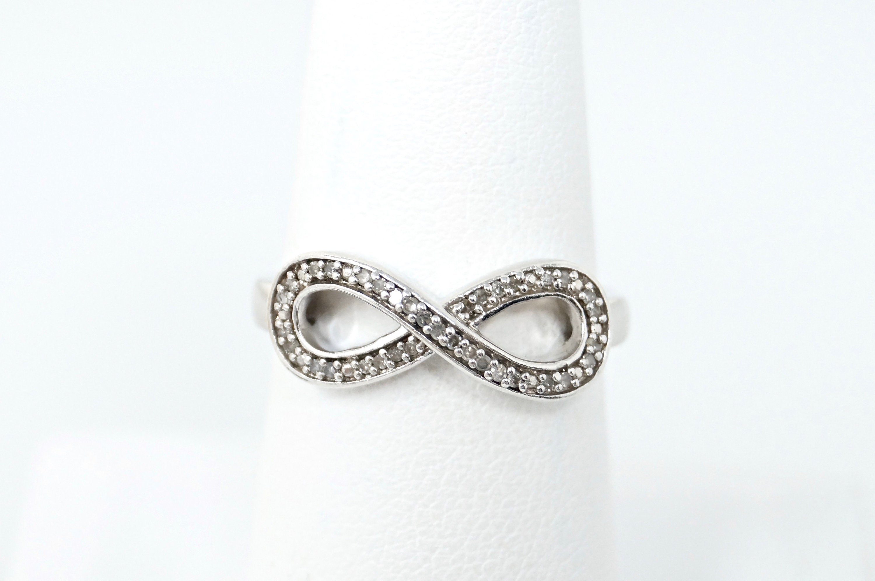 Vintage Diamond Infinity Sterling Silver Ring - Size 7