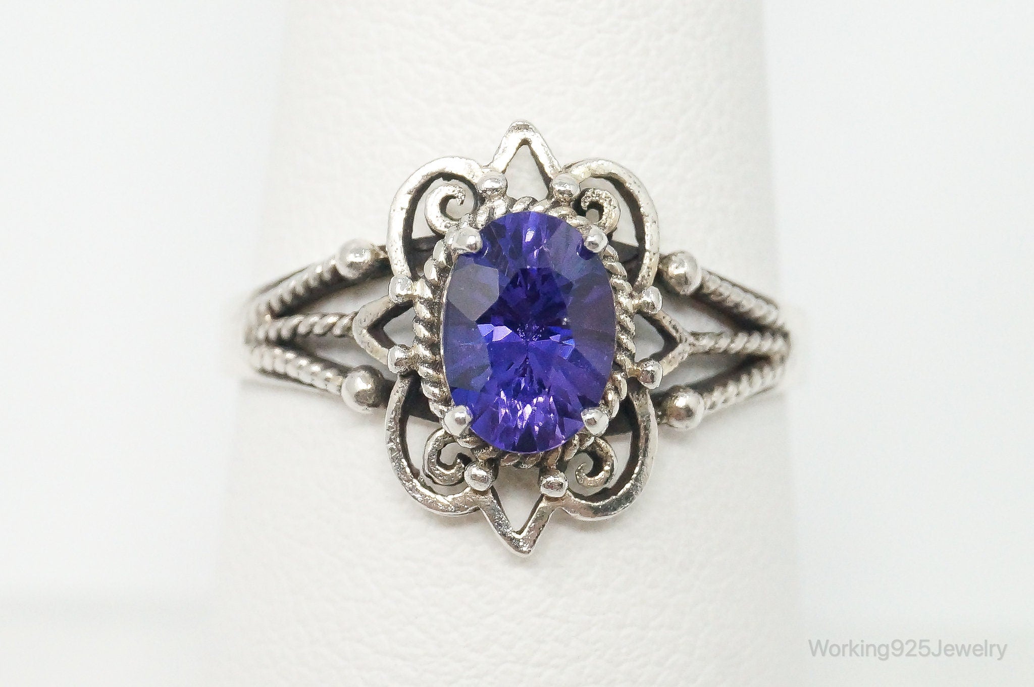 Vintage Amethyst Sterling Silver Ring - Size 8