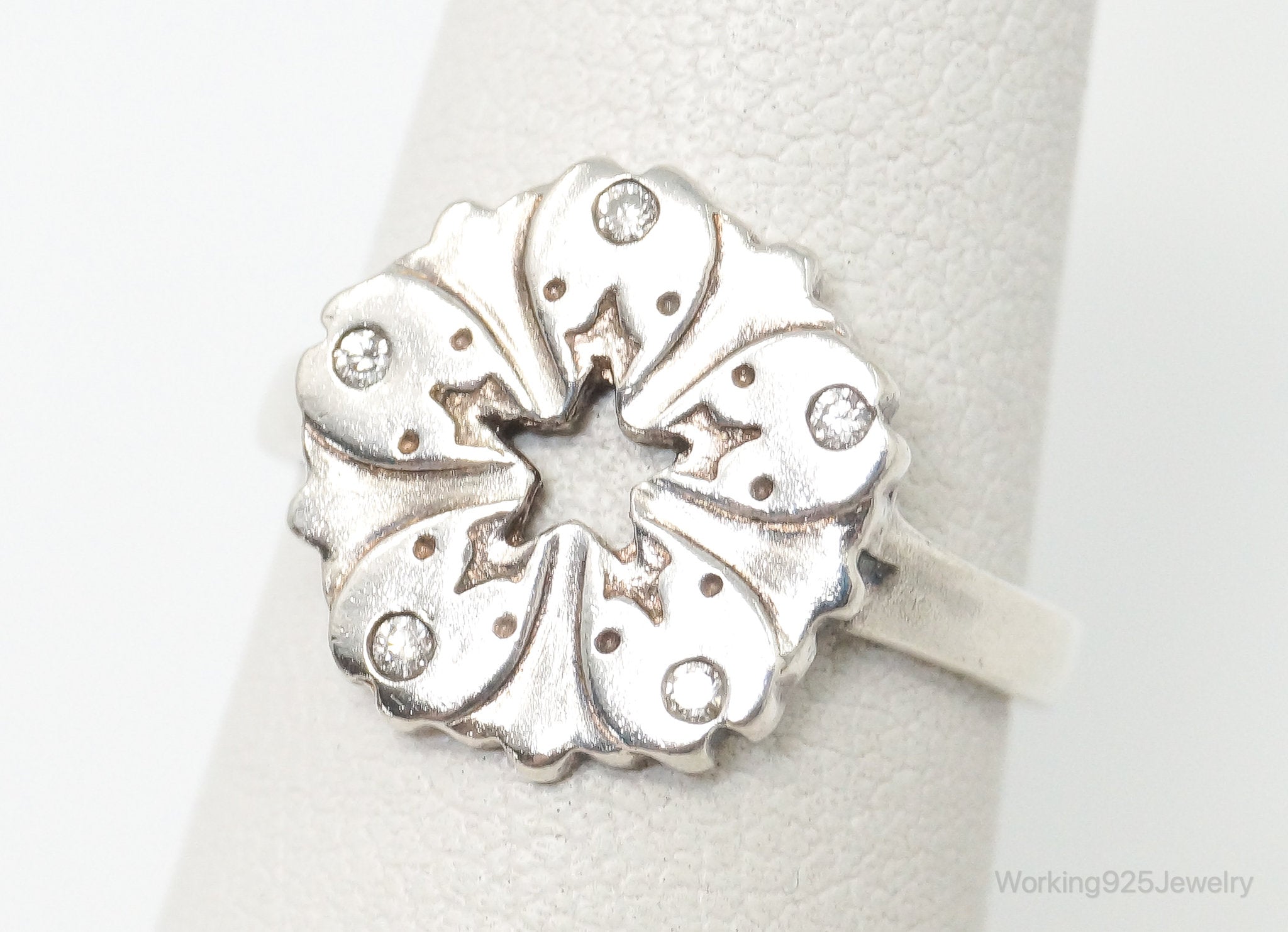 Vintage Cubic Zirconia Flower Sterling Silver Ring - Size 5.75