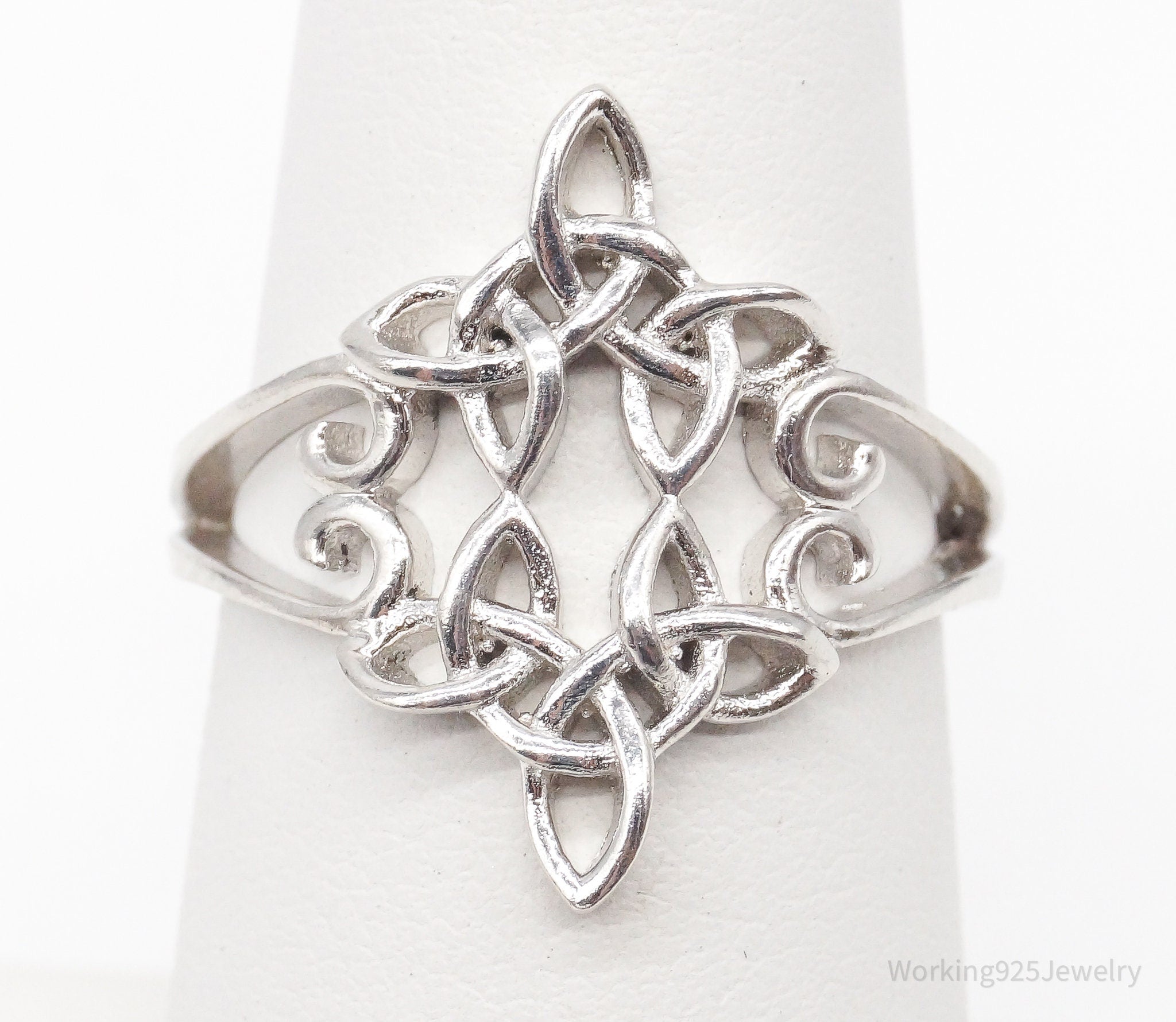 Vintage Celtic Knot Design Sterling Silver Ring - Size 6.25