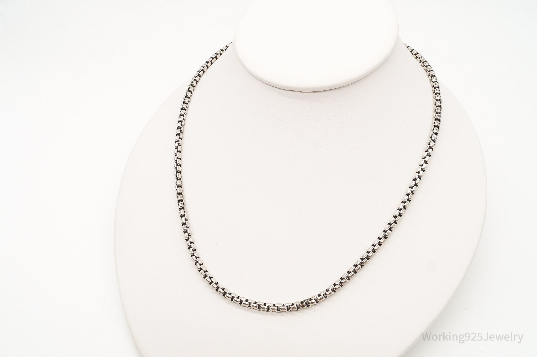 Vintage High Fashion Sterling Silver Puffy Box Chain Link Necklace