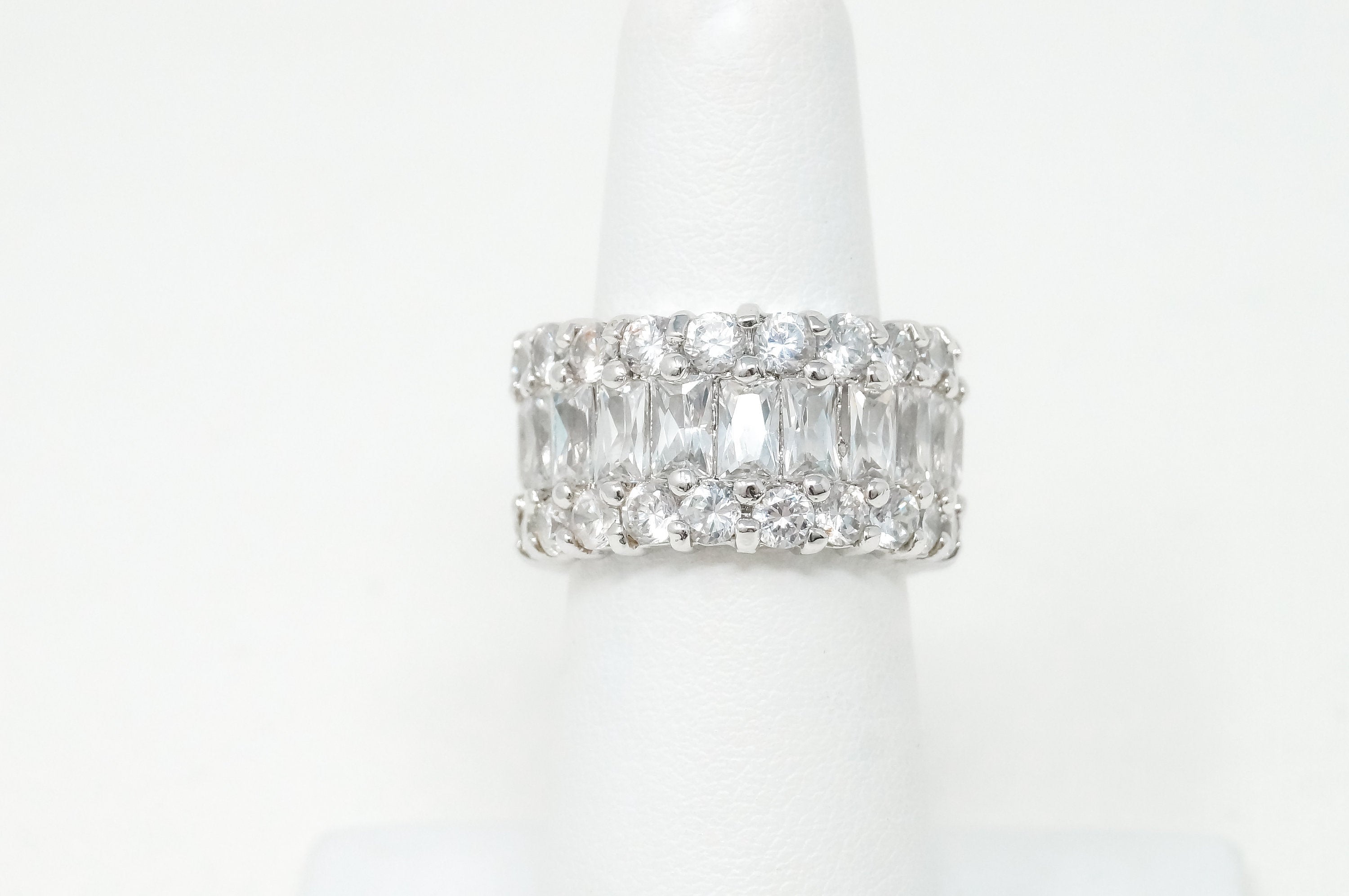 Vintage Cubic Zirconia Eternity Sterling Silver Band Ring - Sz 6 - 797234935