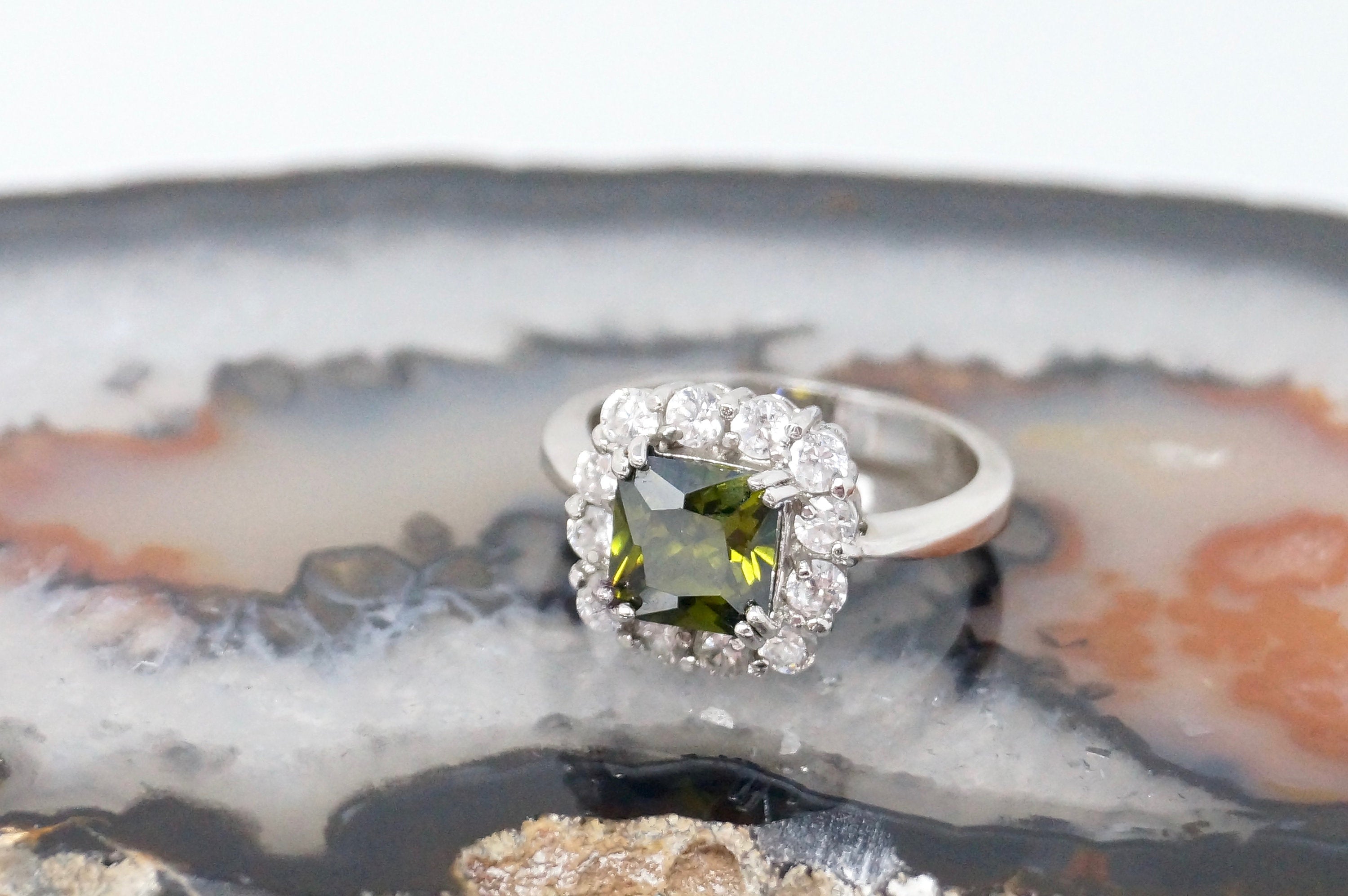 Art Deco Style Vintage Green Peridot CZ Accented Sterling Silver Ring Size 6.75