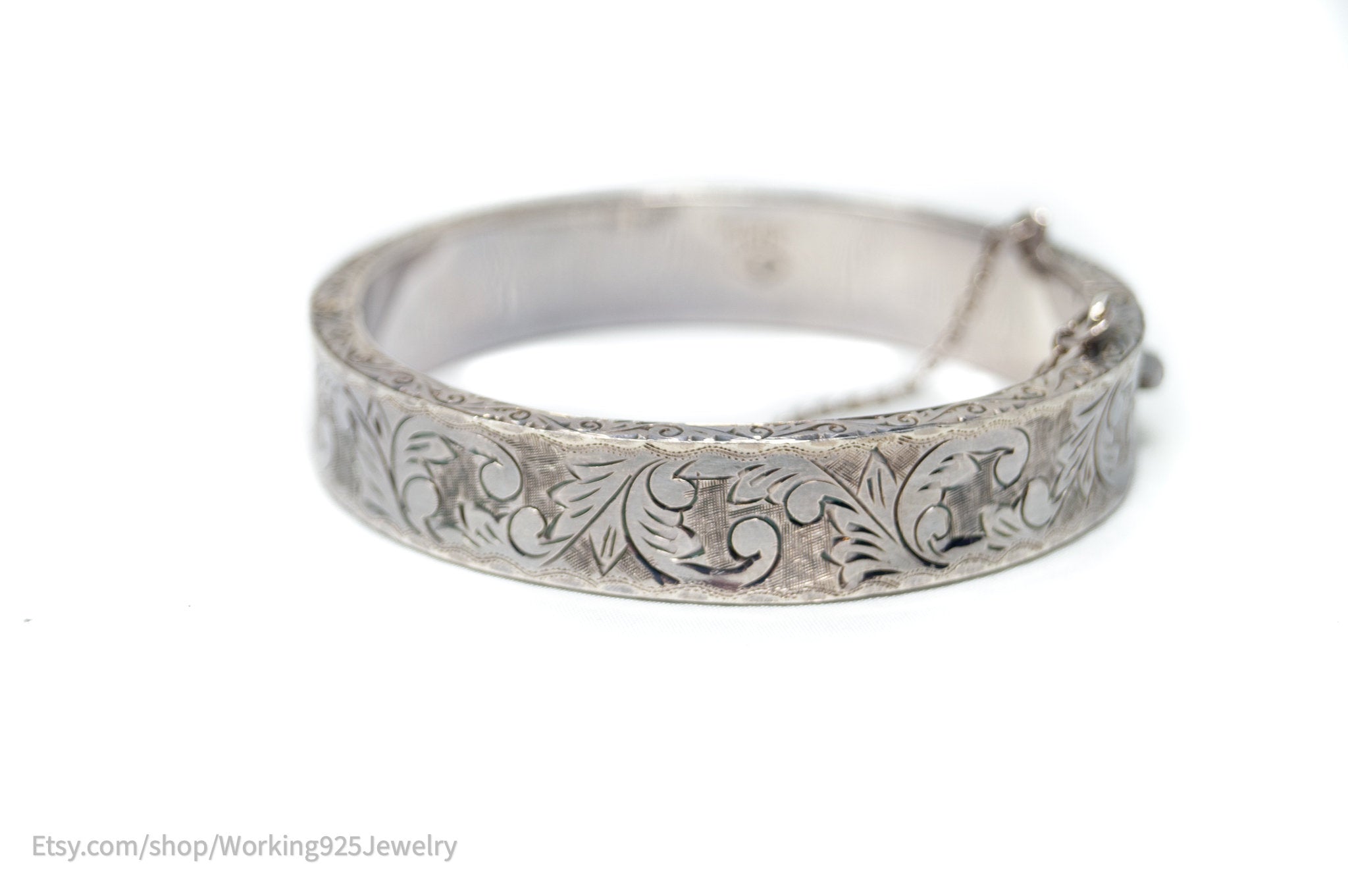 Rare Vintage Siam Niello Sterling Silver Motif Floral Etched Bracelet