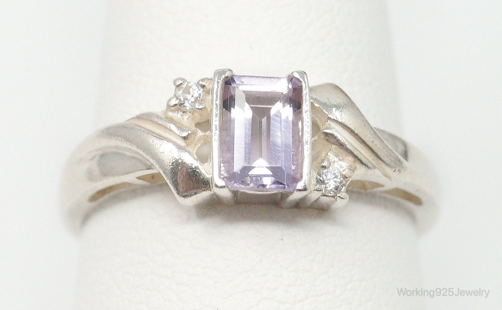 Vintage Avon Amethyst Cubic Zirconia Sterling Silver Band Ring - Size 8