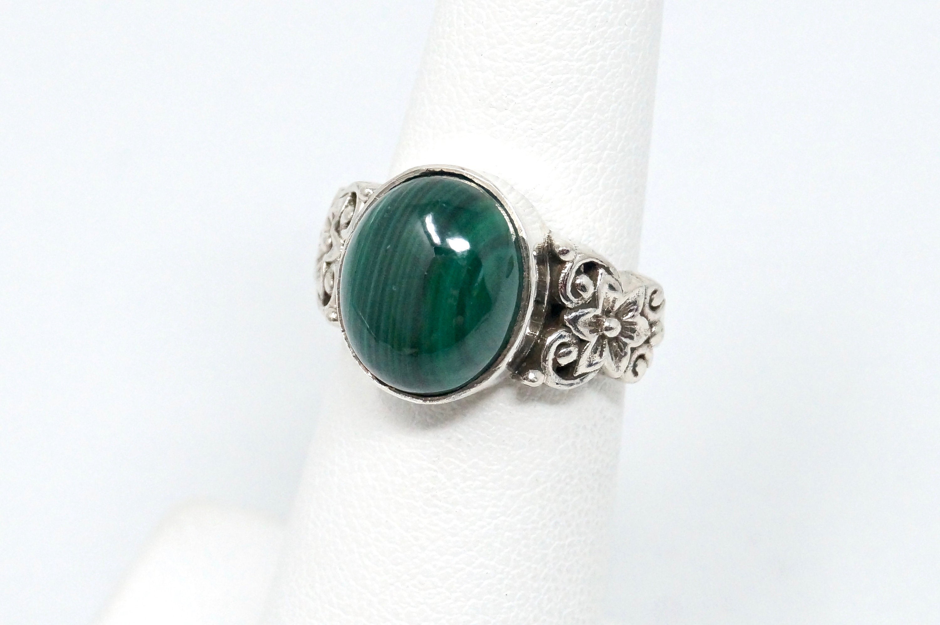 Vintage Green Malachite Floral Repousse Flower Sterling Silver Ring Sz 4.75