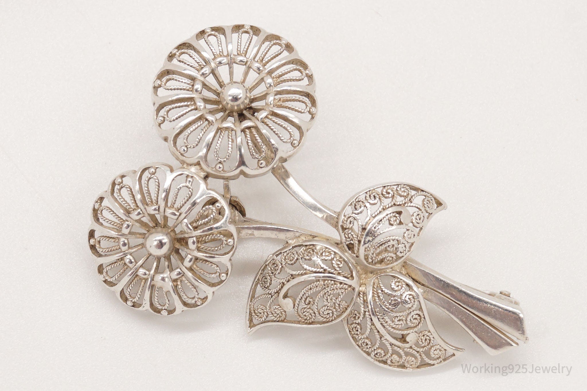 Vintage Flowers Filigree Sterling Silver Brooch Pin