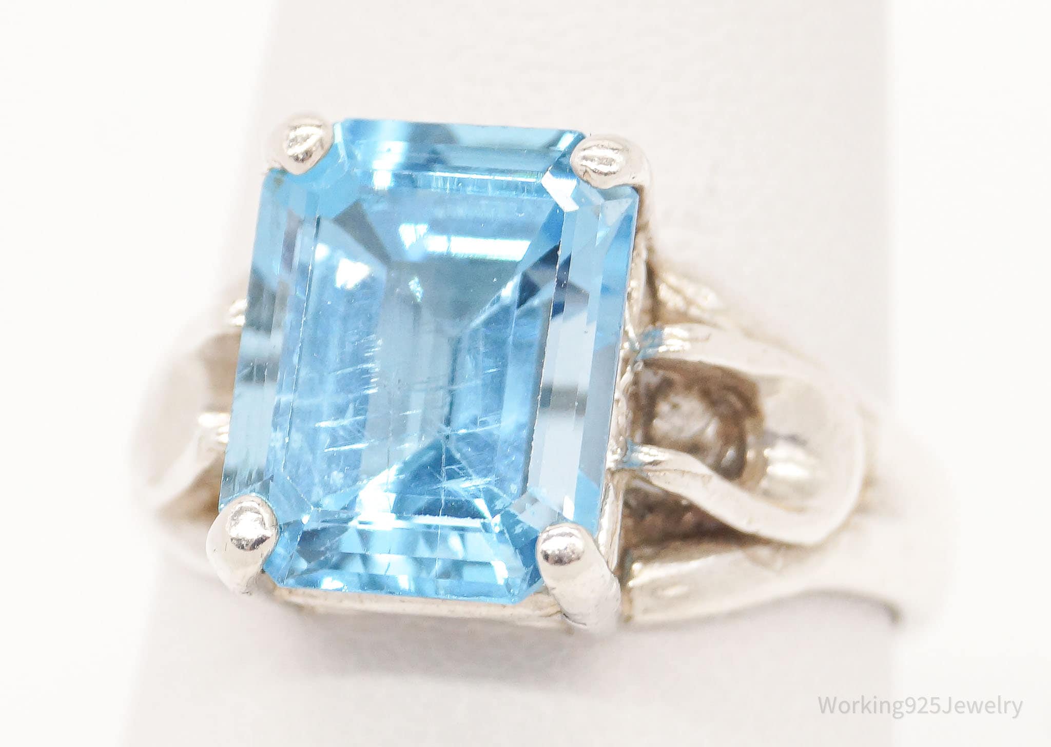 Vintage Blue Topaz Sterling Silver Ring - Size 8