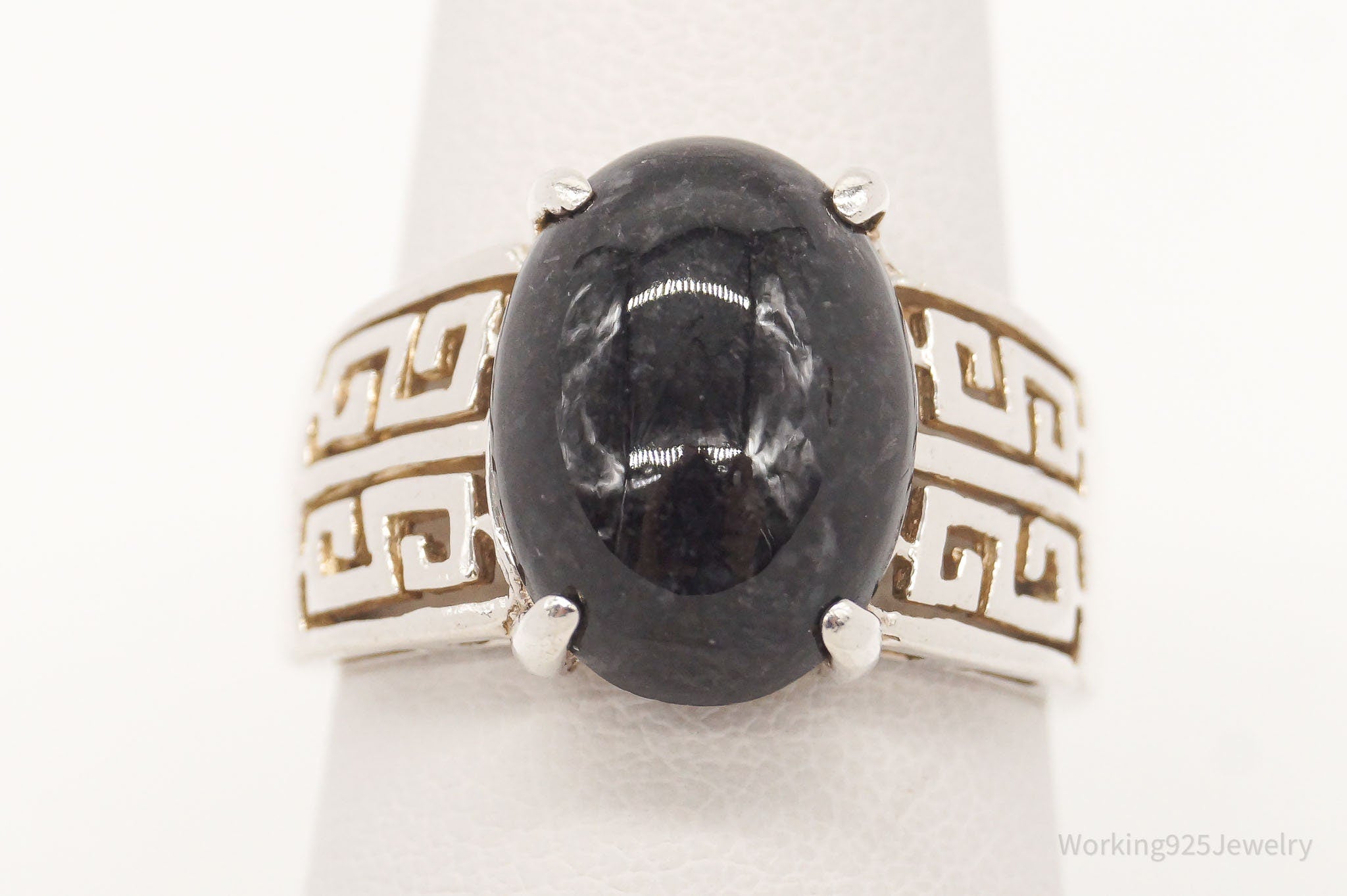 Vintage Black Stone Sterling Silver Ring - Size 7