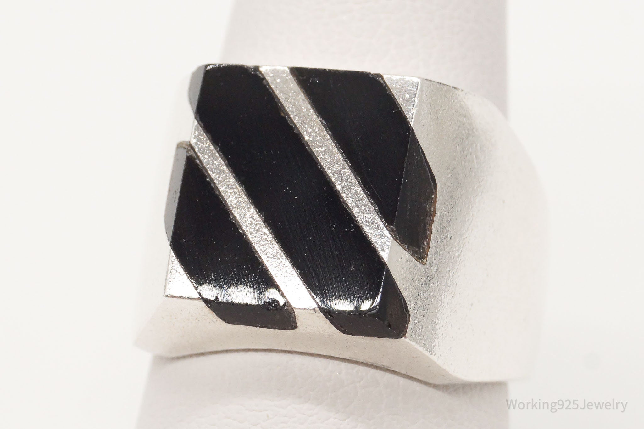 Vintage Heavy Mexico Black Onyx Sterling Silver Ring - Size 8.25